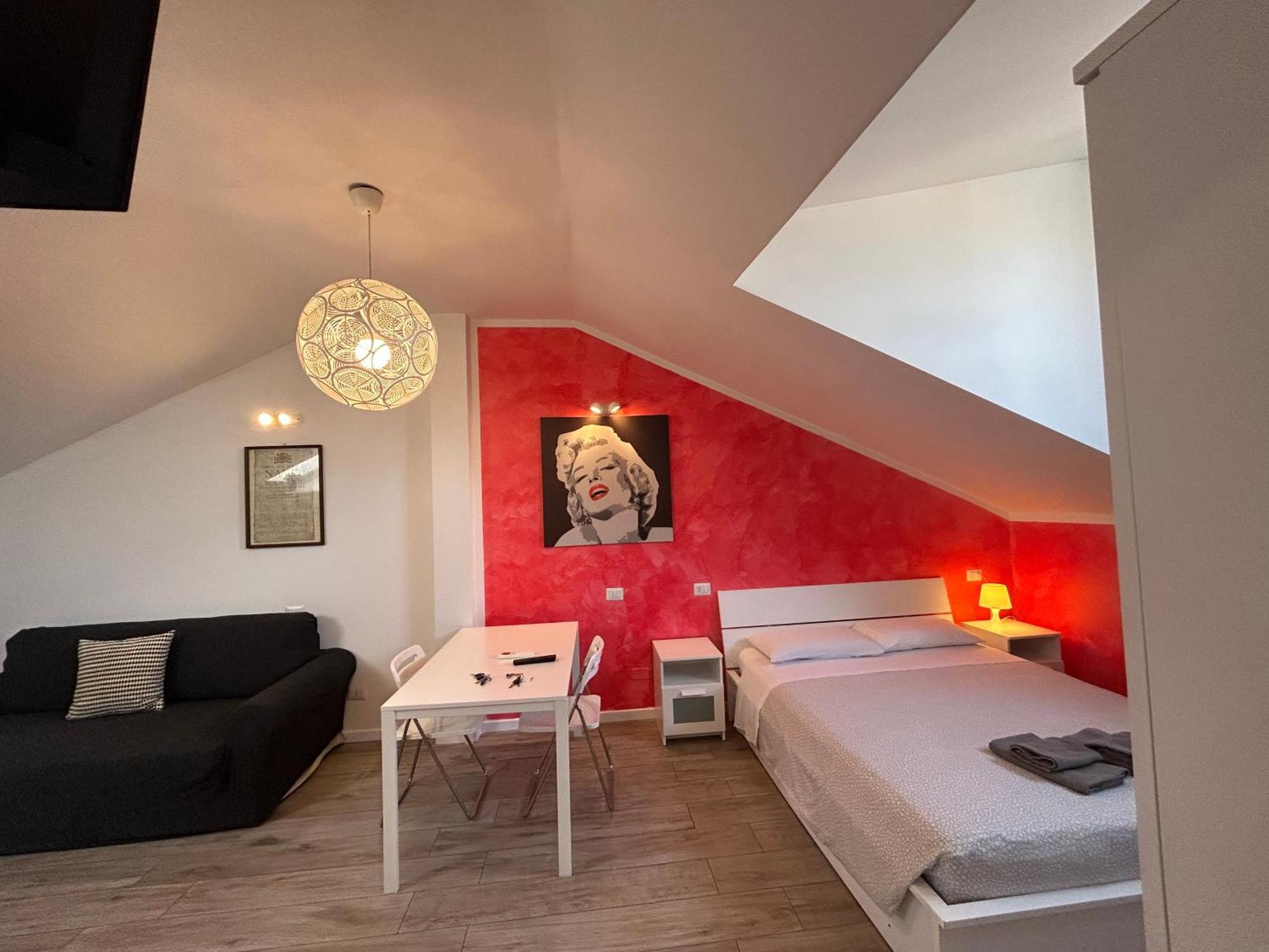 Mansarda Open Space Vicino Zona Isola Apartamento