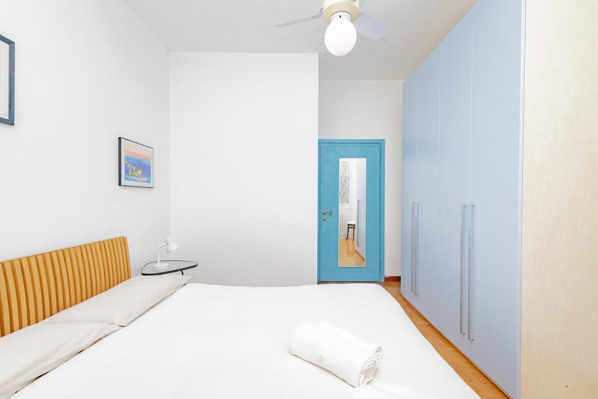 Xenia - Spacious Apt Near Linate Airport Apartamento