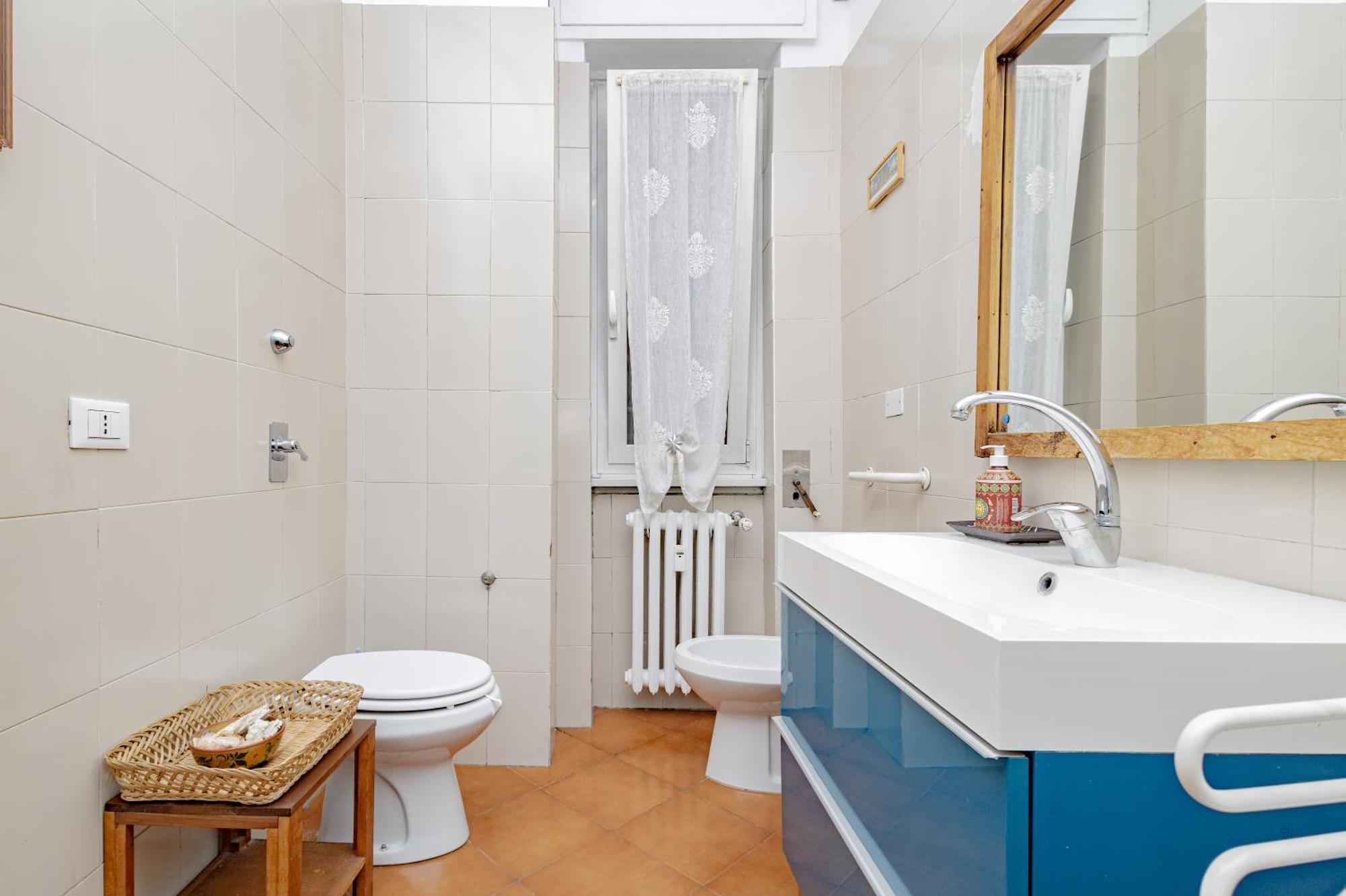 Xenia - Spacious Apt Near Linate Airport Apartamento *