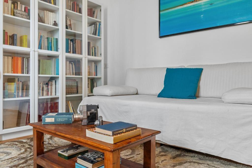 Apartment Milano- Stazione Garibaldi Ecletic *