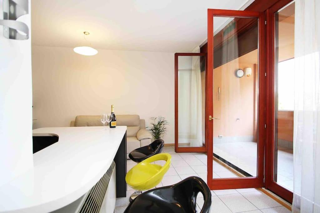 Bellissimo Bilocale Con Terrazzo