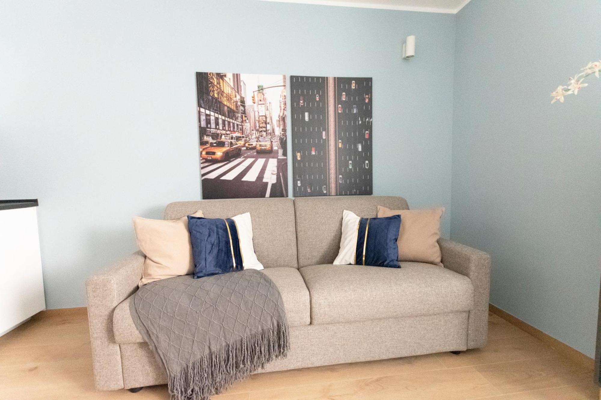 Ihost Luxury -free Parking- Plana 7 *
