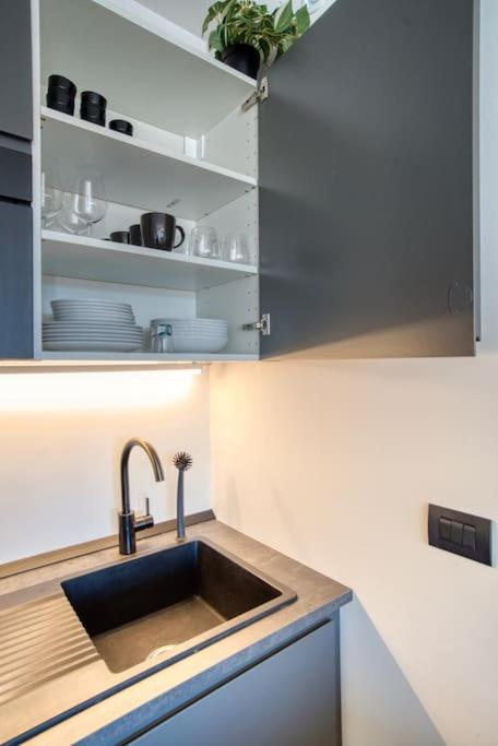 Italianflat - Canal Couture, Navigli Luxury Retreat Apartment *