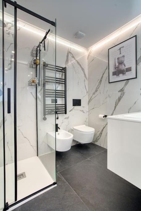 Italianflat - Canal Couture, Navigli Luxury Retreat *