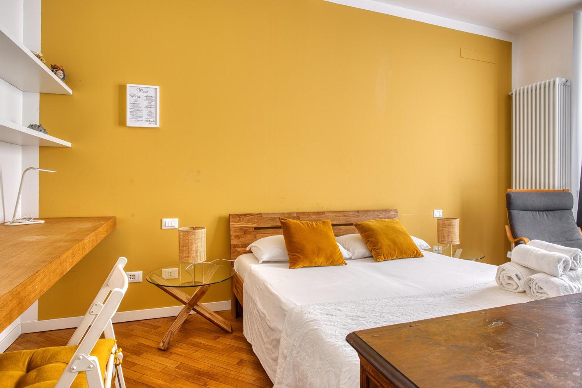 Charming In Tortona Navigli District Apartamento Milão