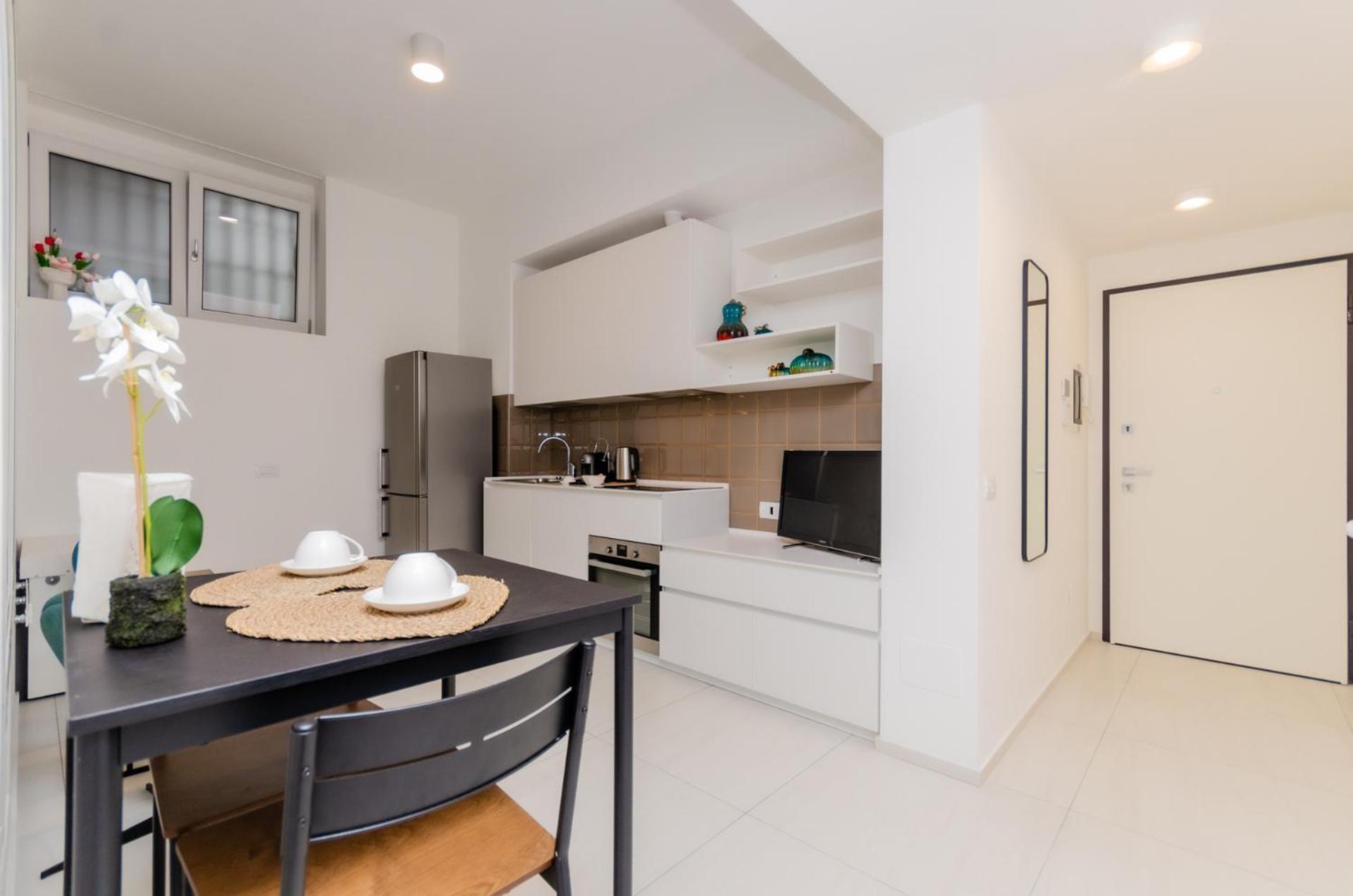 Mini Loft Linate Airport And Blu Metro Apartment Milan