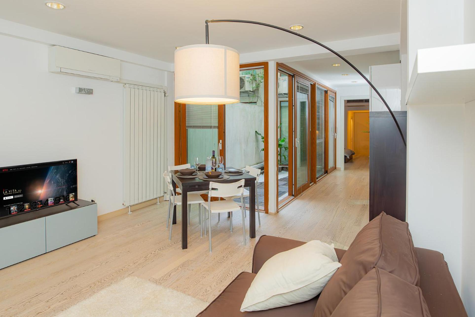 Navigli 10 Min Loft Moderno Con Area Esterna Apartment *