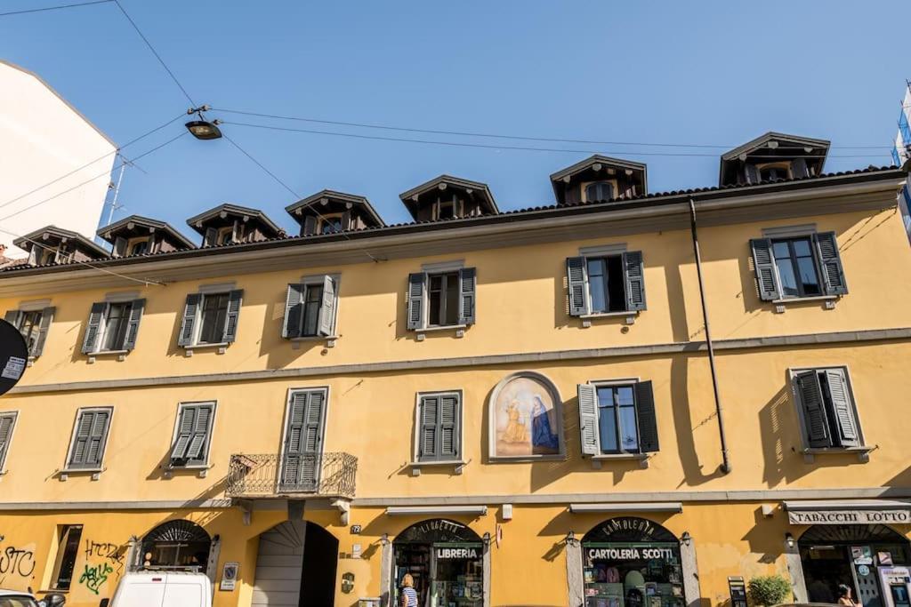 Wonderful Two Floors Apartment Mailand