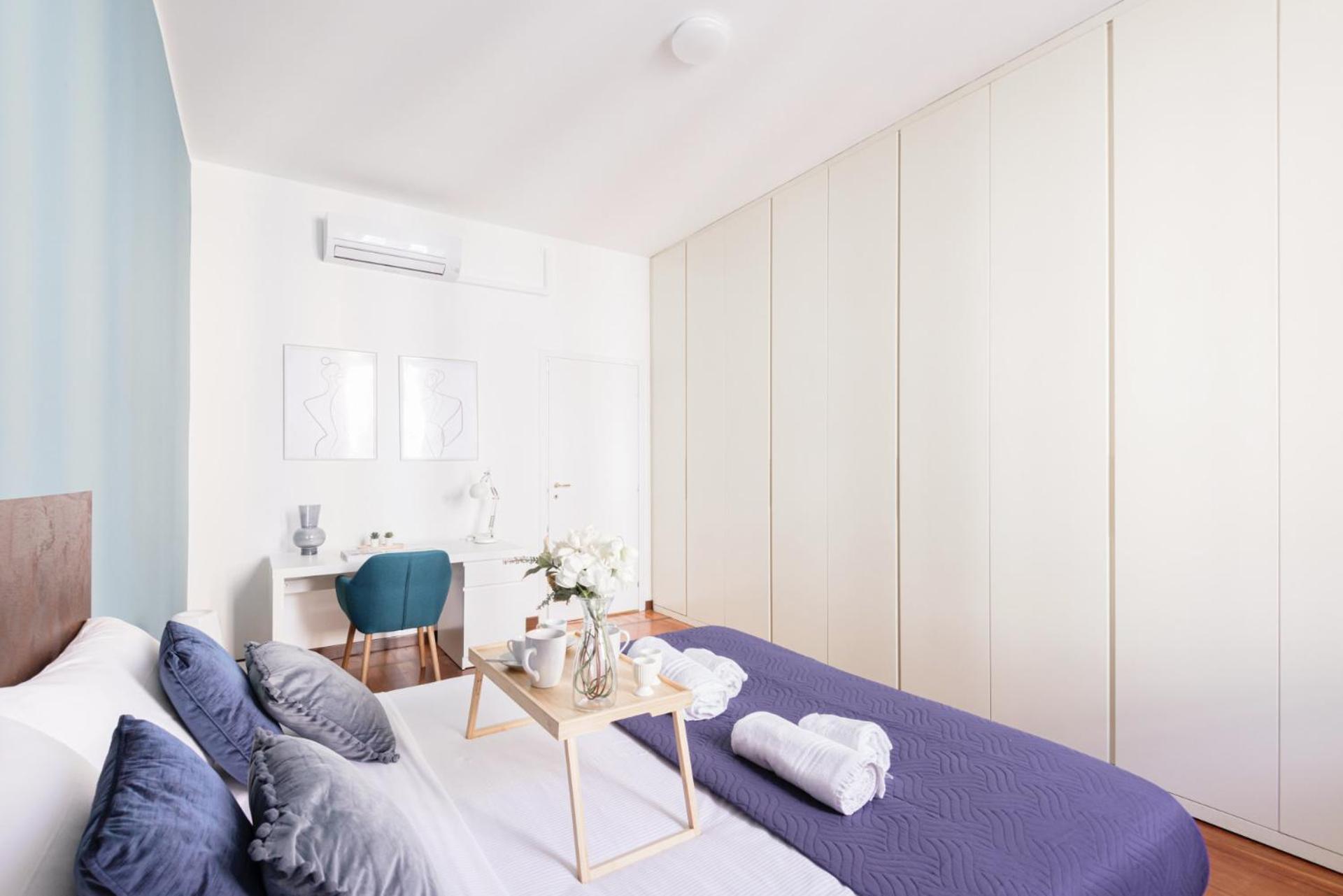 Easylife - Luminoso In Buenos Aires * Mailand