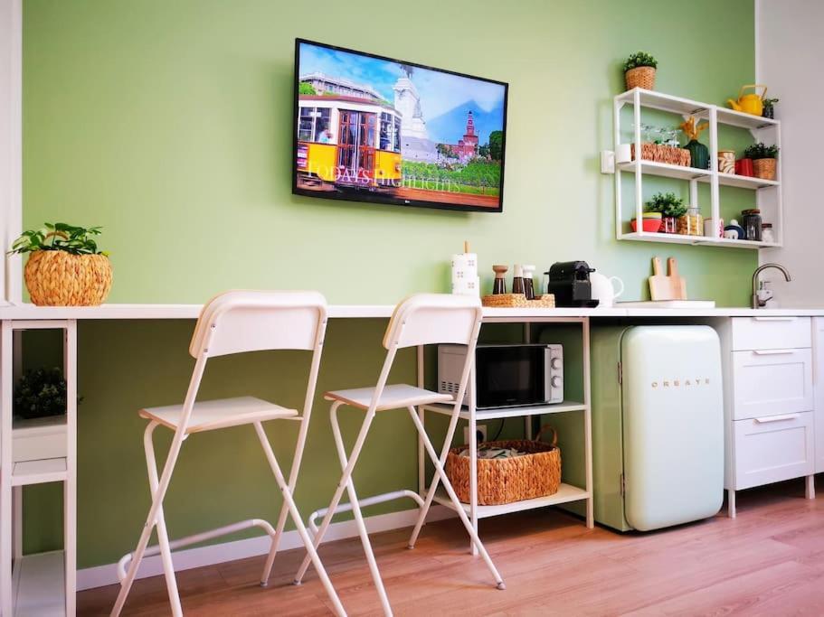 Sunny Flat 50 Meters From The Metro * Mailand