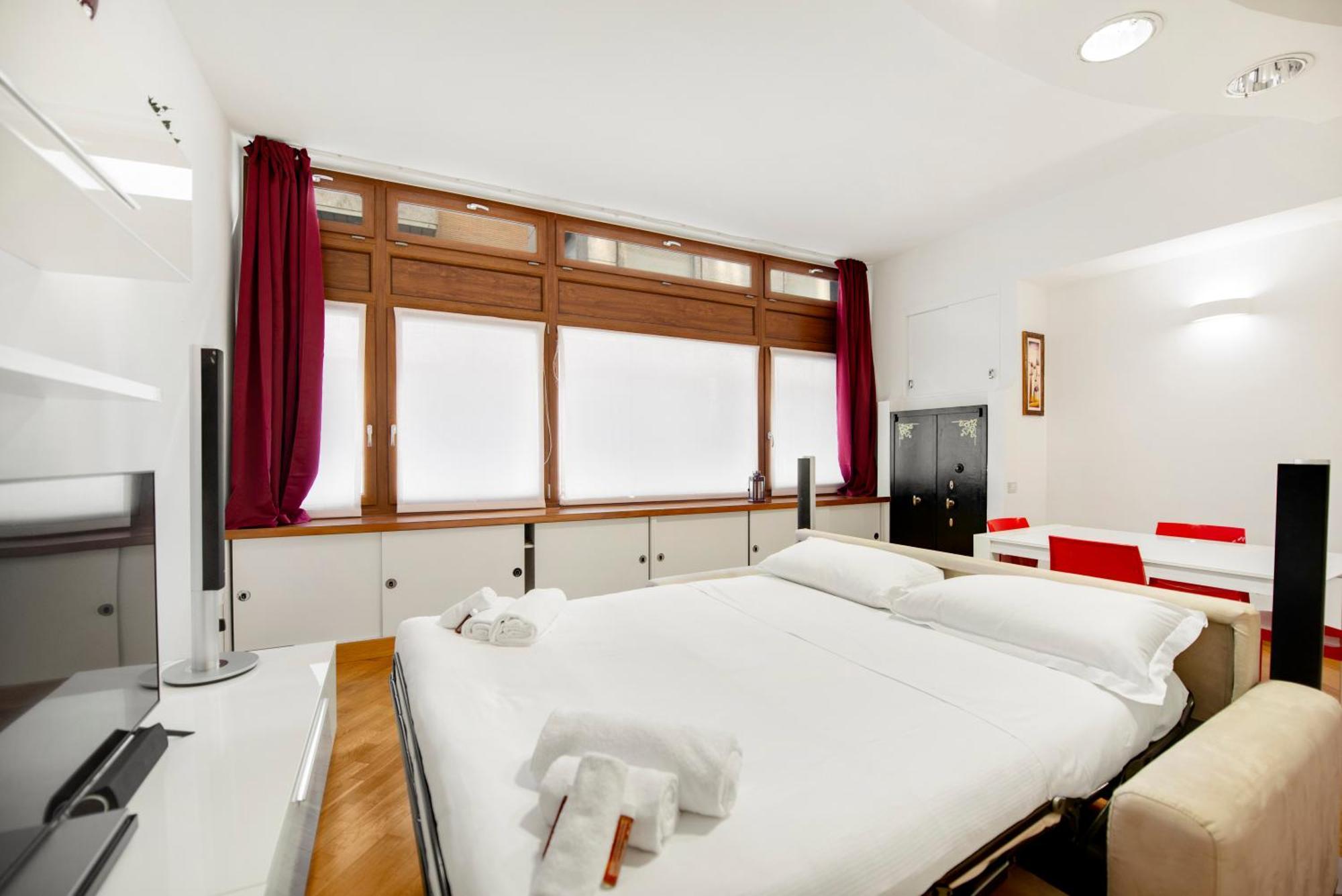 Apartamento Garage Privato Gratuito - 600 Metri Duomo