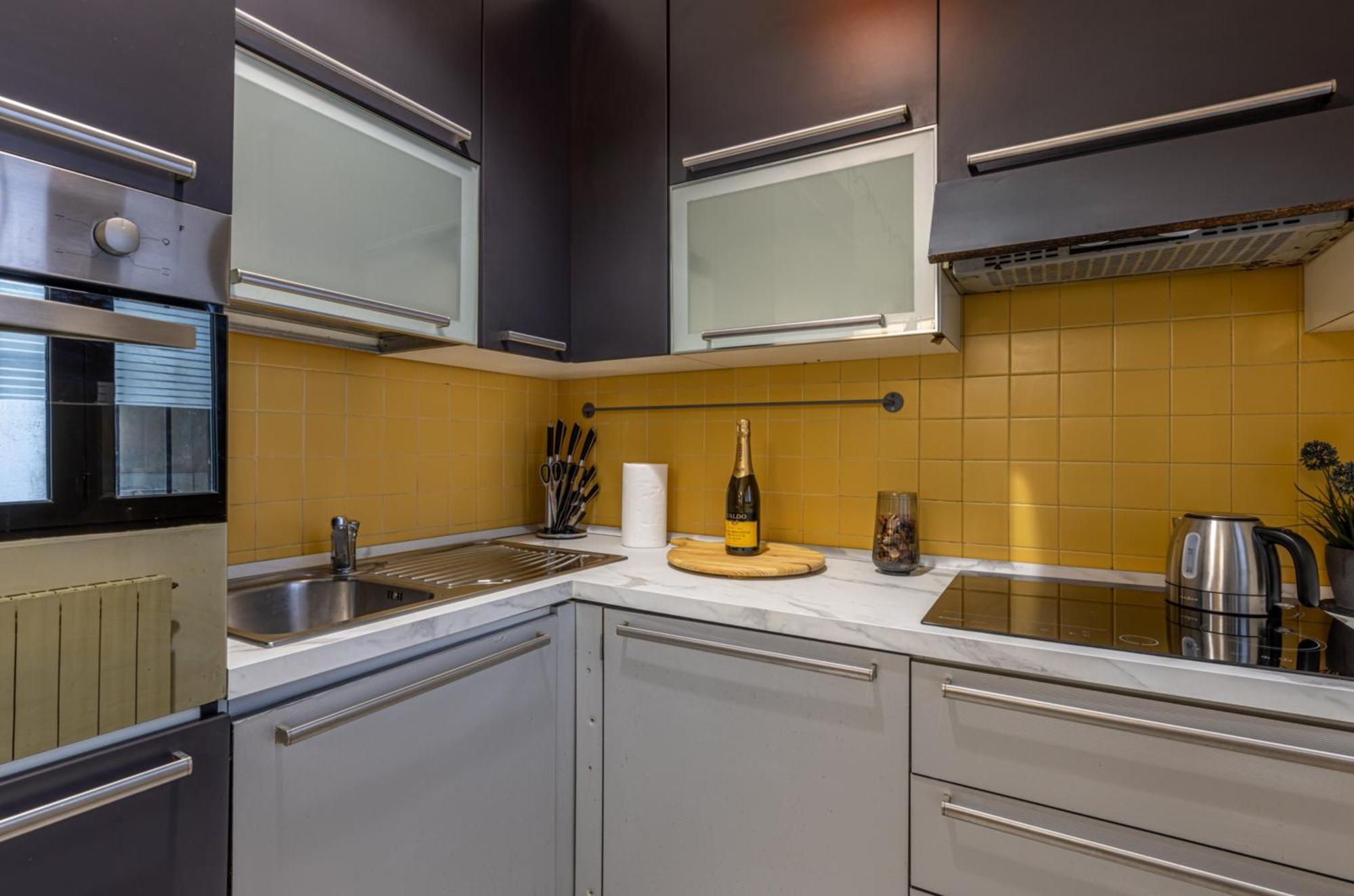 Industrial Loft In Maciacchini - Metro 50m Smartworking & Netflix