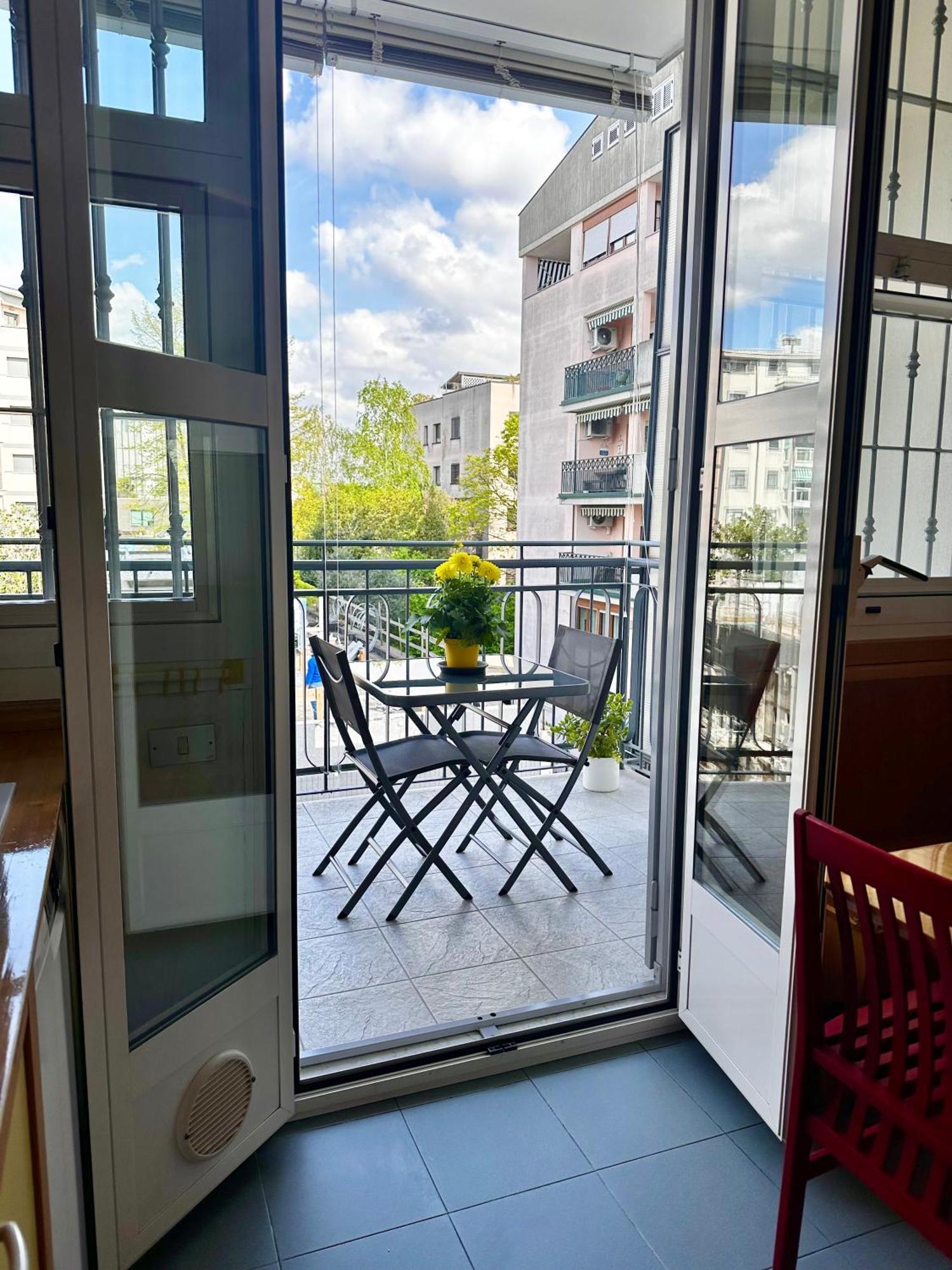 Citta Vicino Metro Apartment *