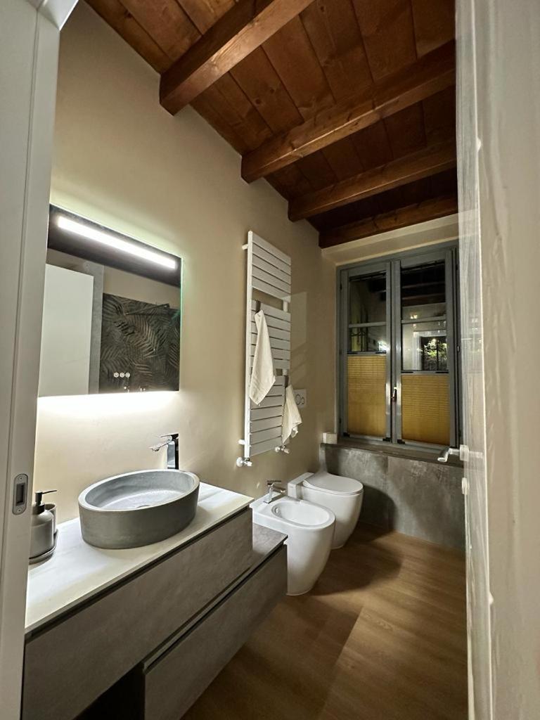 Folli Apartment Mailand