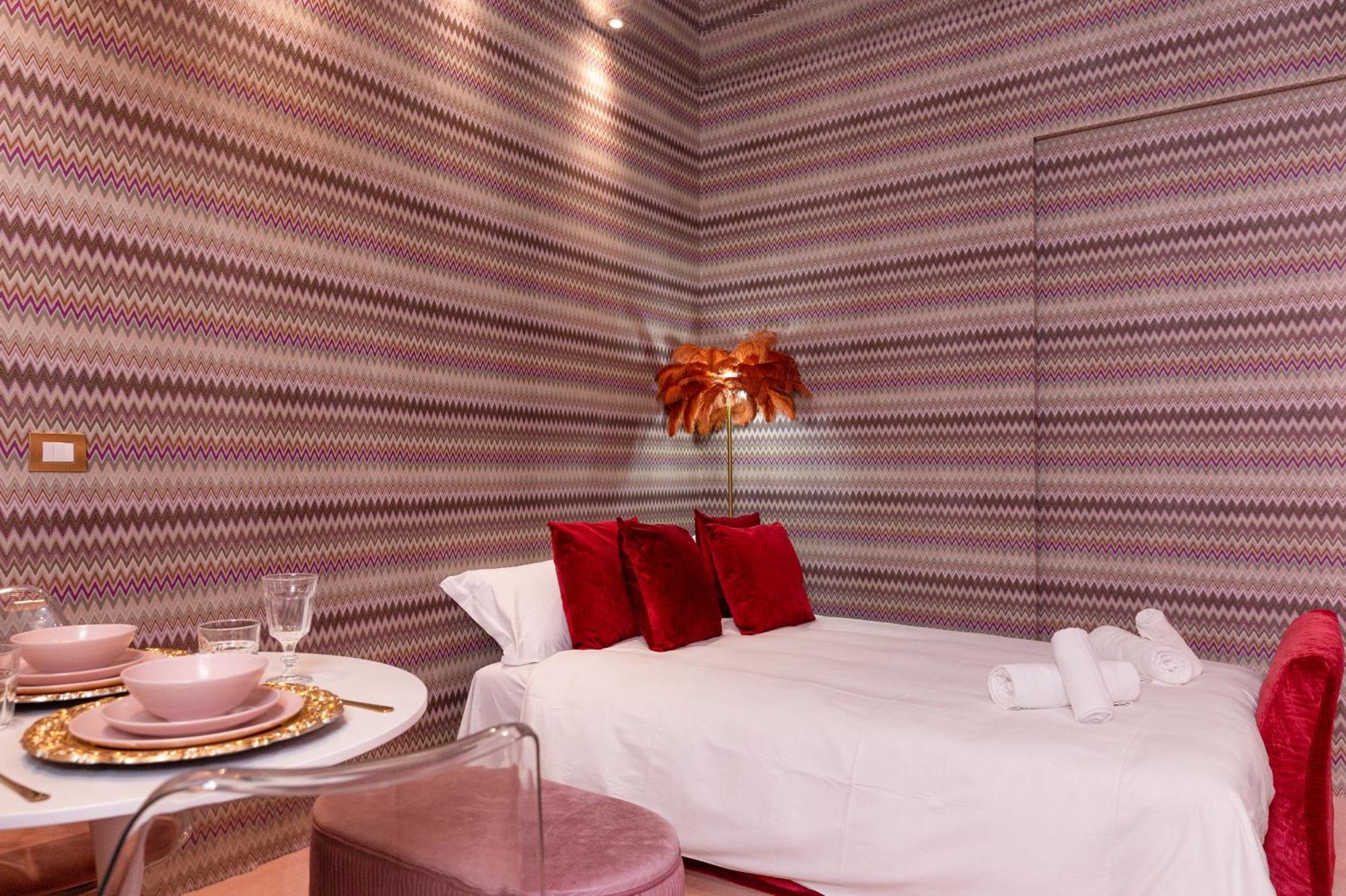 Piazza Del Carmine - Gold Exclusive - In The Underground No Windows Apartamento *