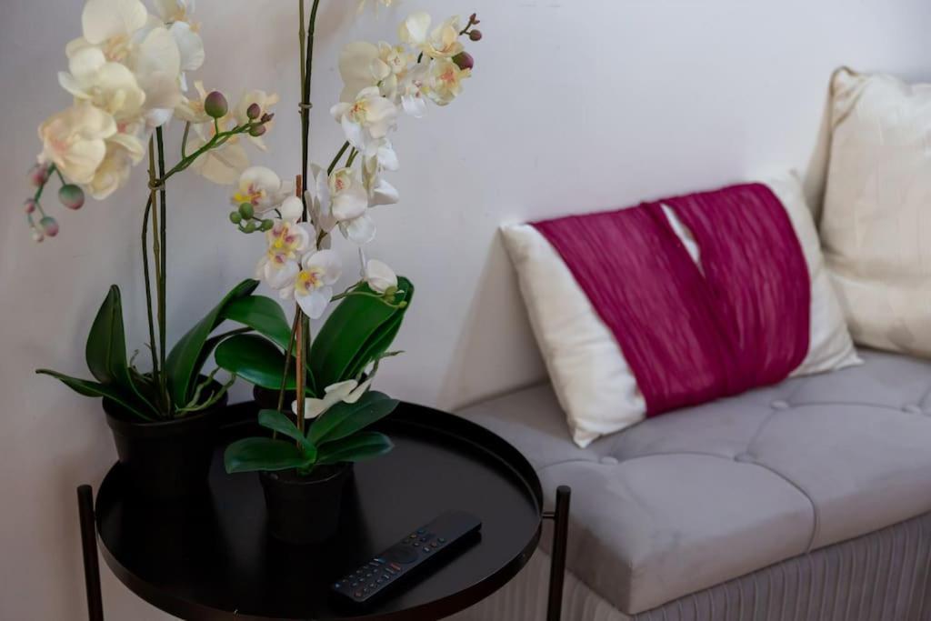 Apartment Porta Nuova Moscova: Cozy Near Duomo!