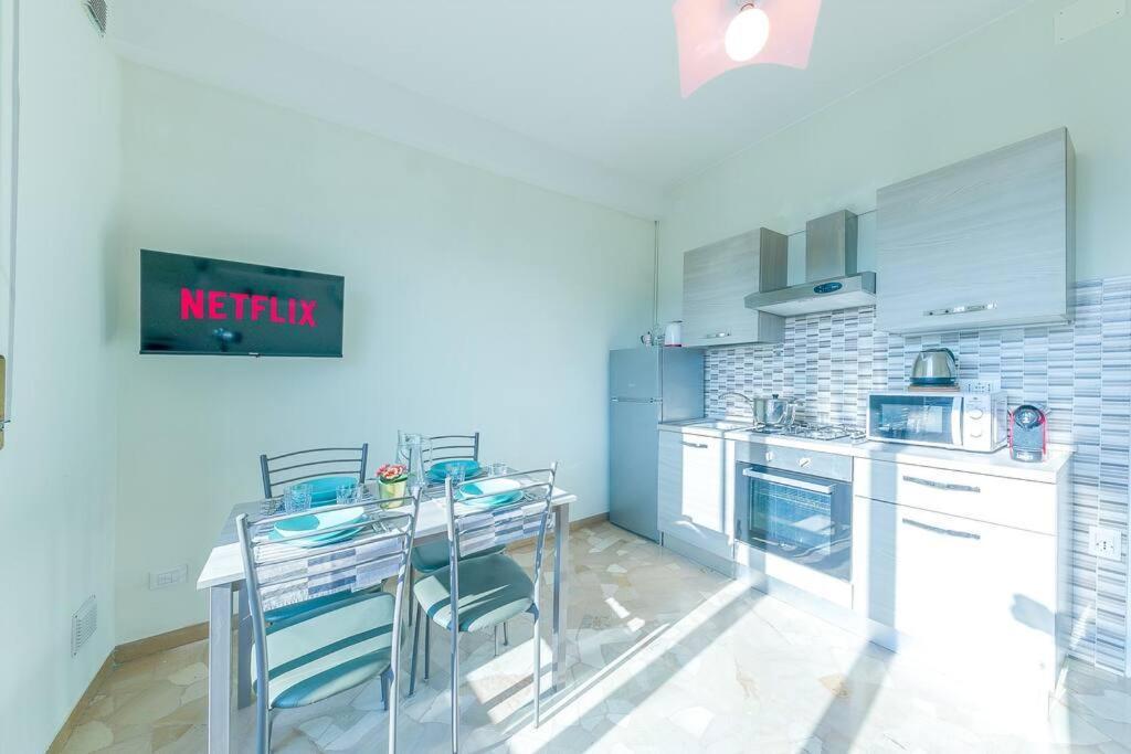 Navigli - Downtown - Duomo Spacious Two Bedroom - Close To Metro - Ac - Wi-fi Apartment Mailand