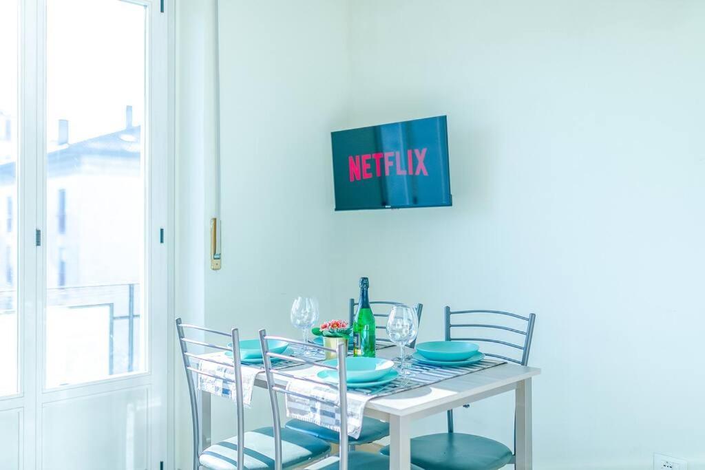 Apartment Navigli - Downtown - Duomo Spacious Two Bedroom - Close To Metro - Ac - Wi-fi