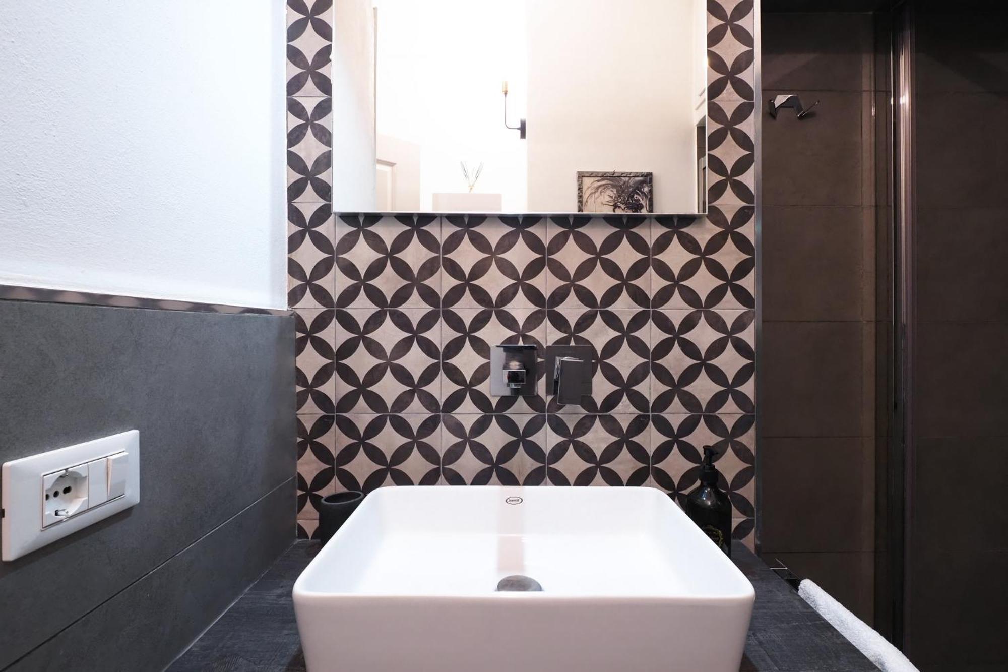 Primopiano - Ugo Bassi Apartment Mailand