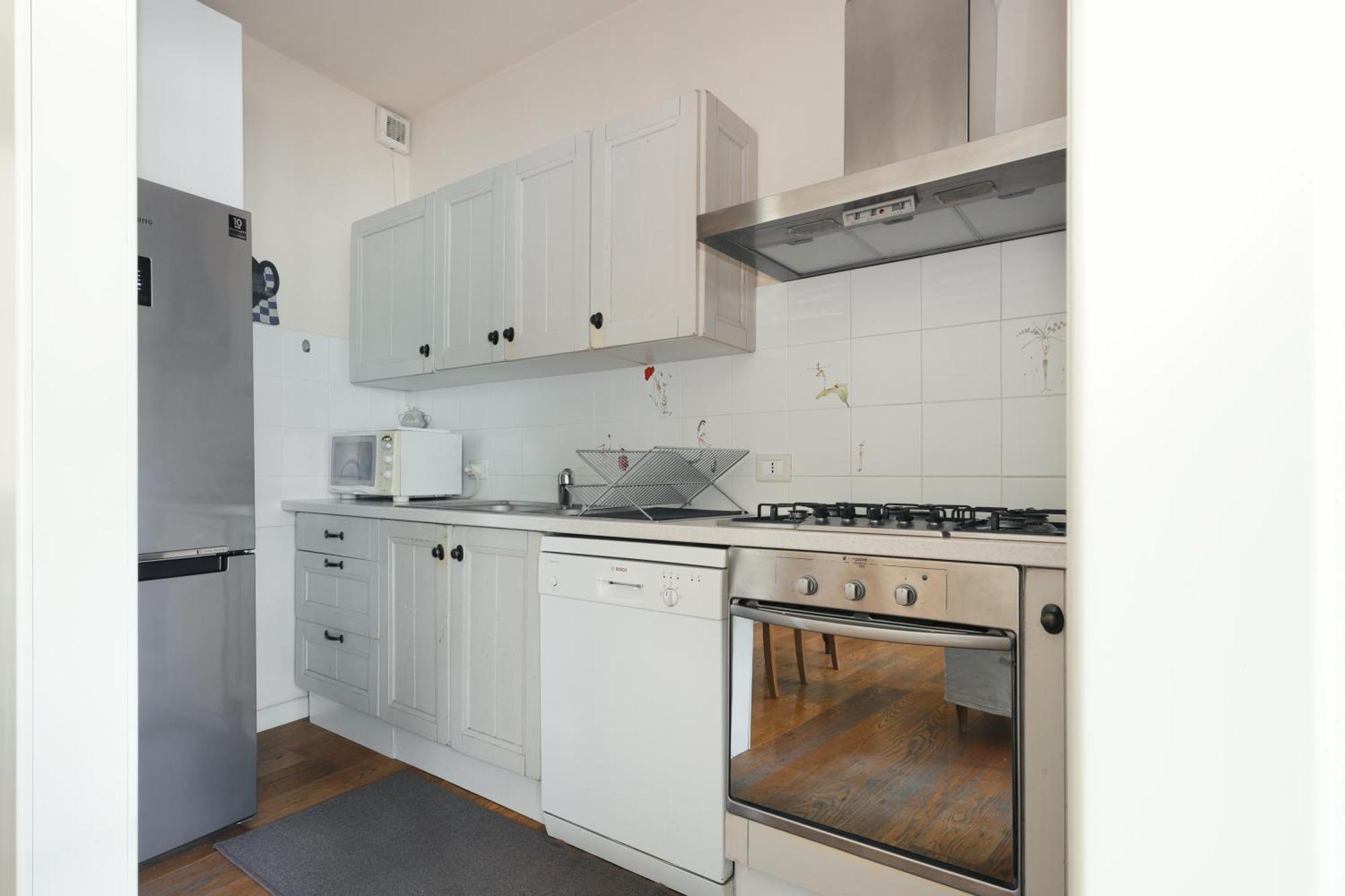 Joivy Delightful Family Flat With Terrace Apartment *