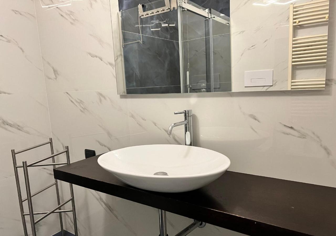 Apartment La Casa Di Charlie - Stazione Mailand