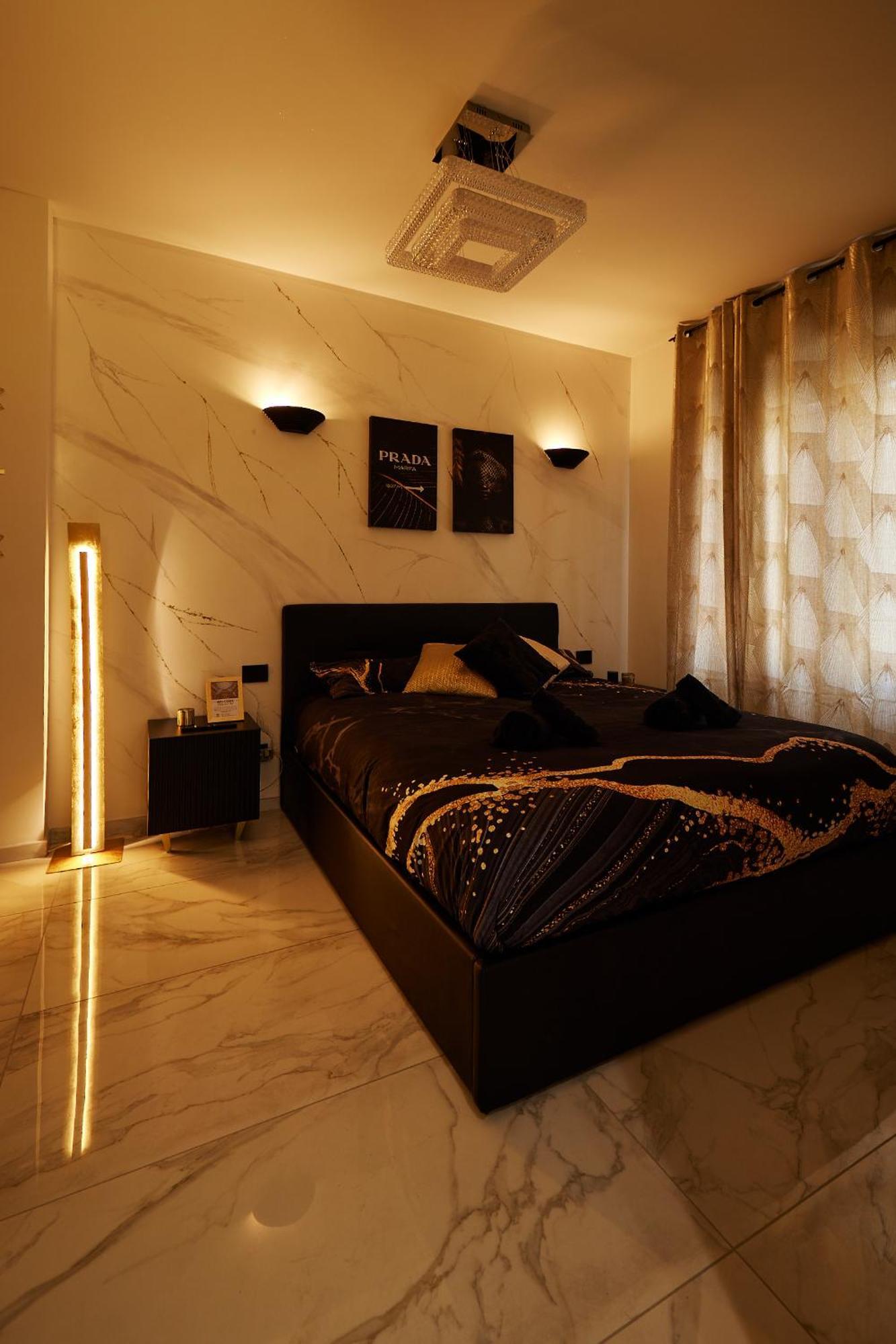 Apartment Italian Fashion - Luxurious Marble City Center *