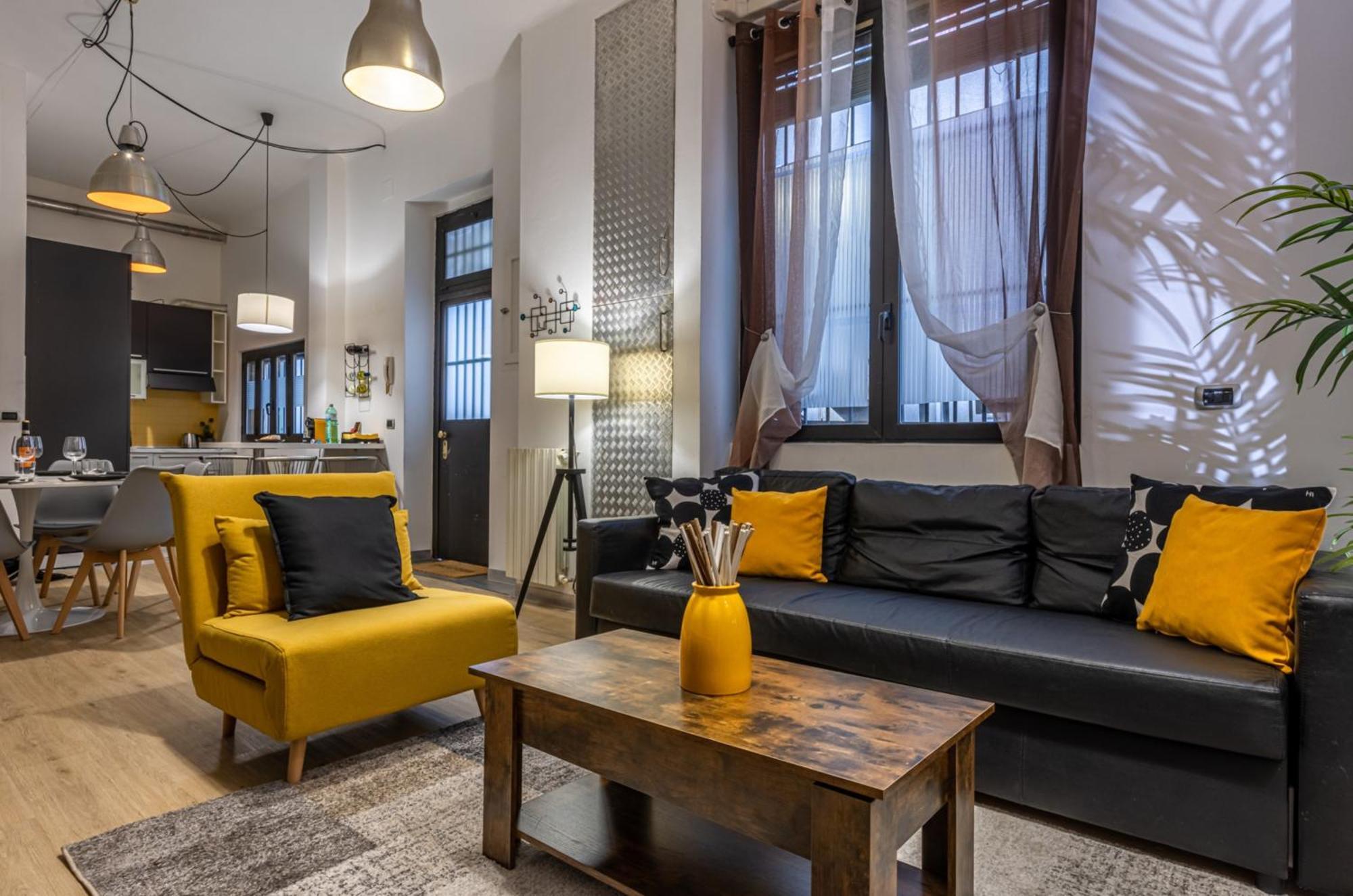 Industrial Loft In Maciacchini - Metro 50m Smartworking & Netflix Apartment