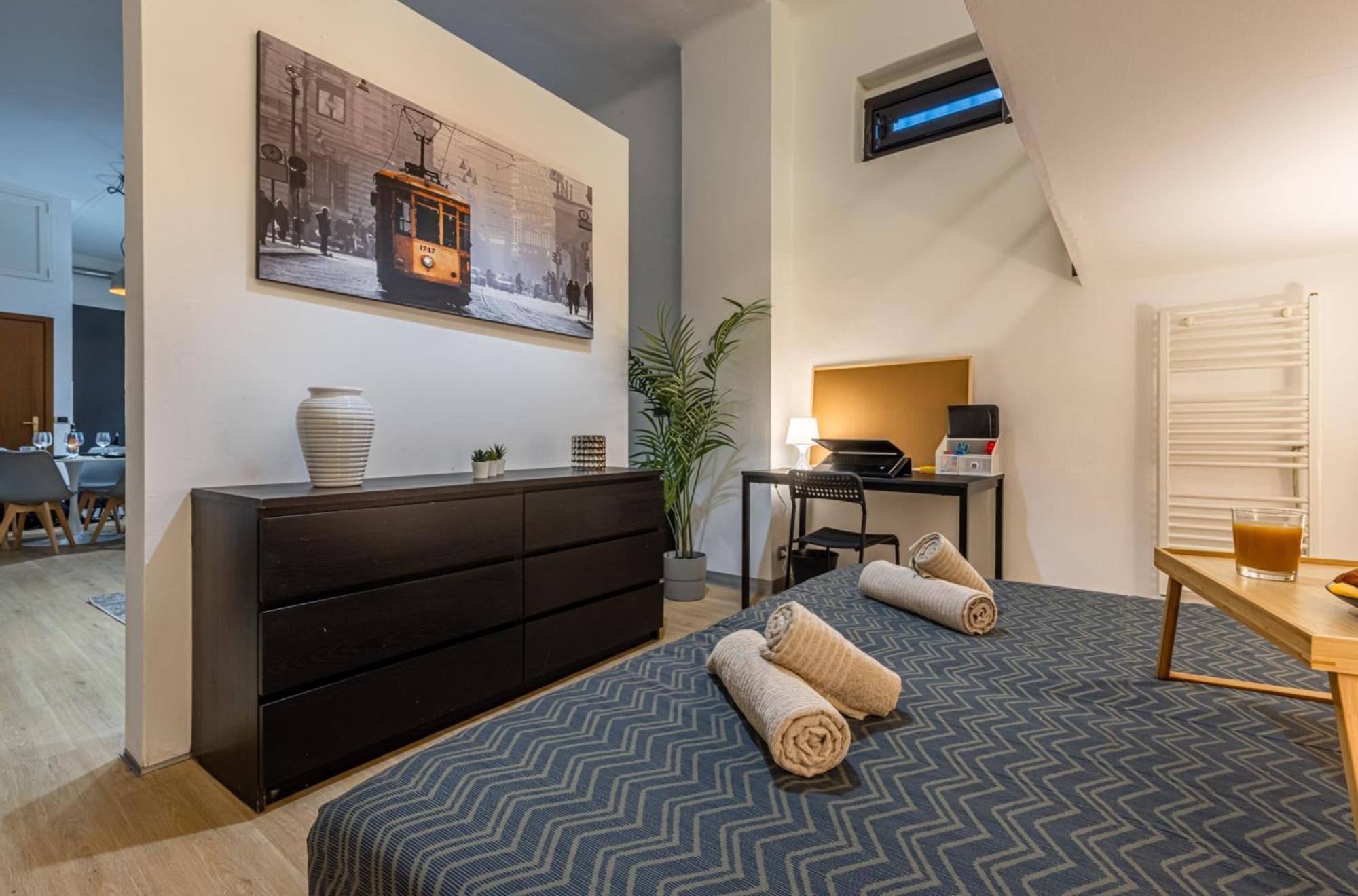 Industrial Loft In Maciacchini - Metro 50m Smartworking & Netflix Apartment