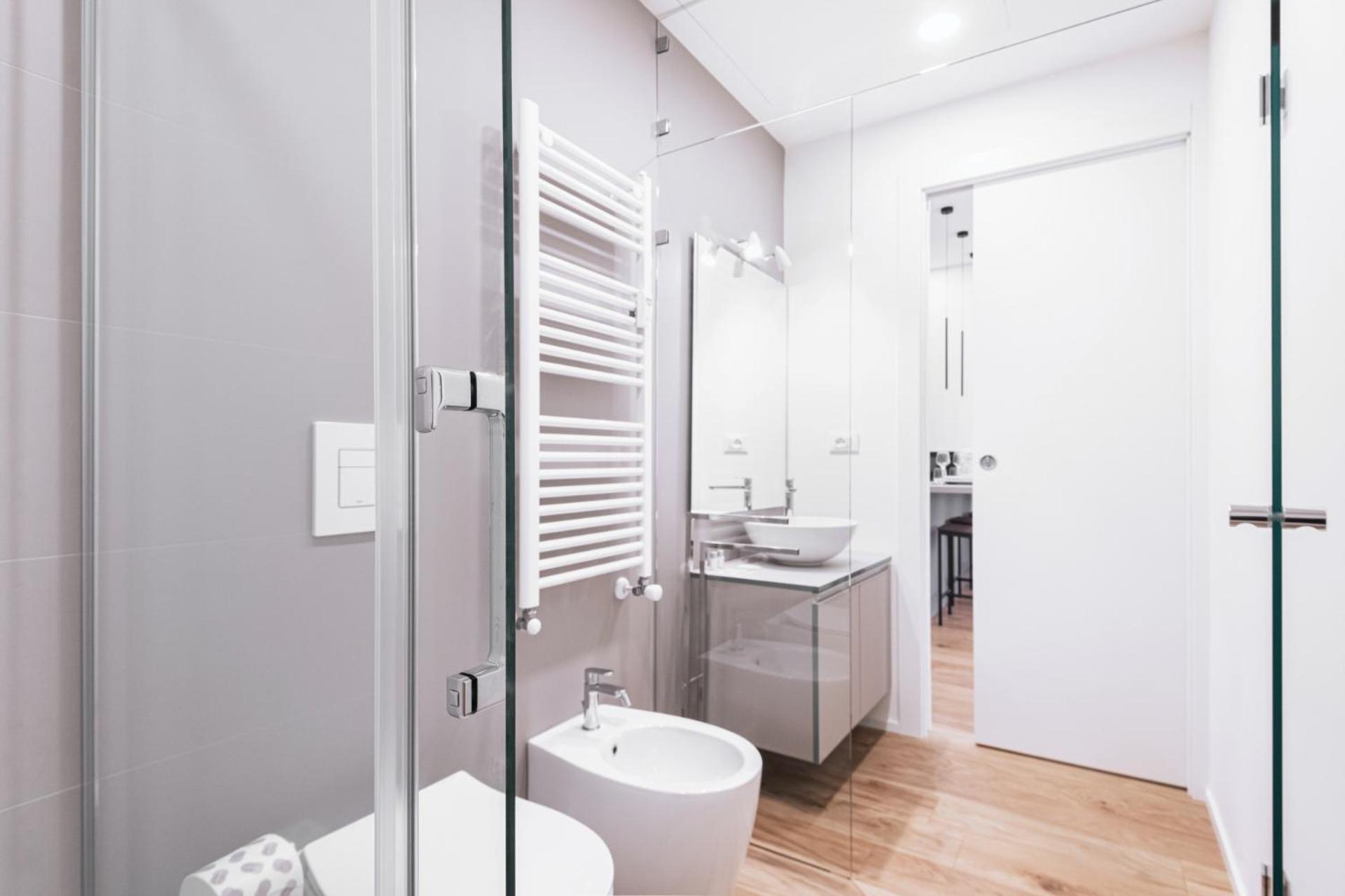 Easylife - Nuovo Bilocale Con Balcone S.agostino Apartamento Milão