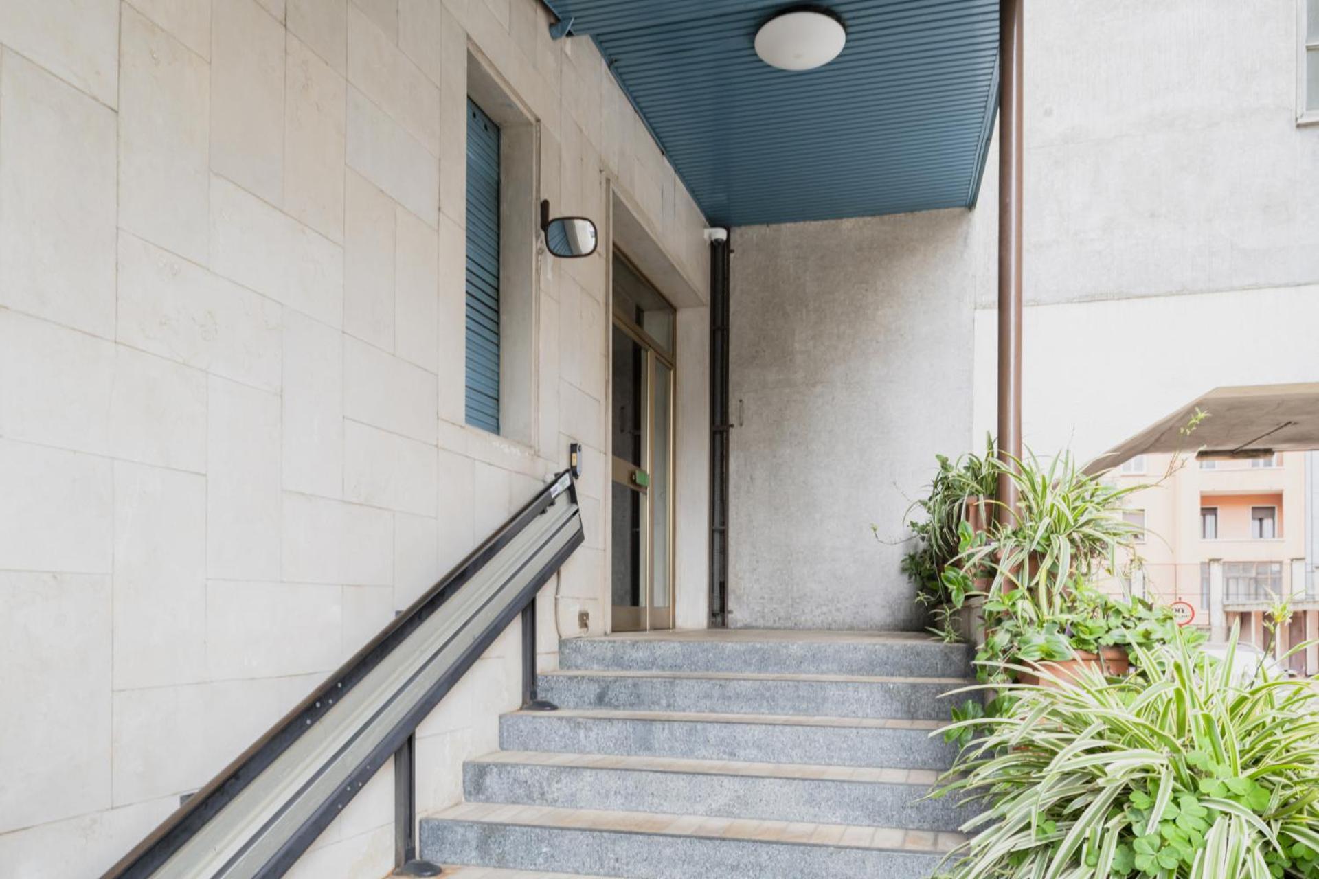 Easylife - Nuovo Bilocale Con Balcone S.agostino Apartamento *