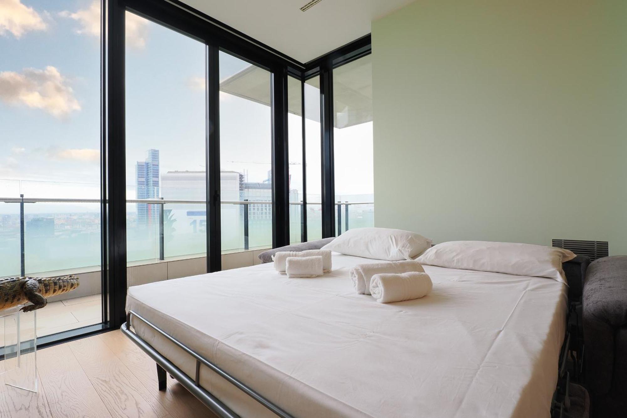 Elegant & Spacious In Solaria - View Apartamento Milão