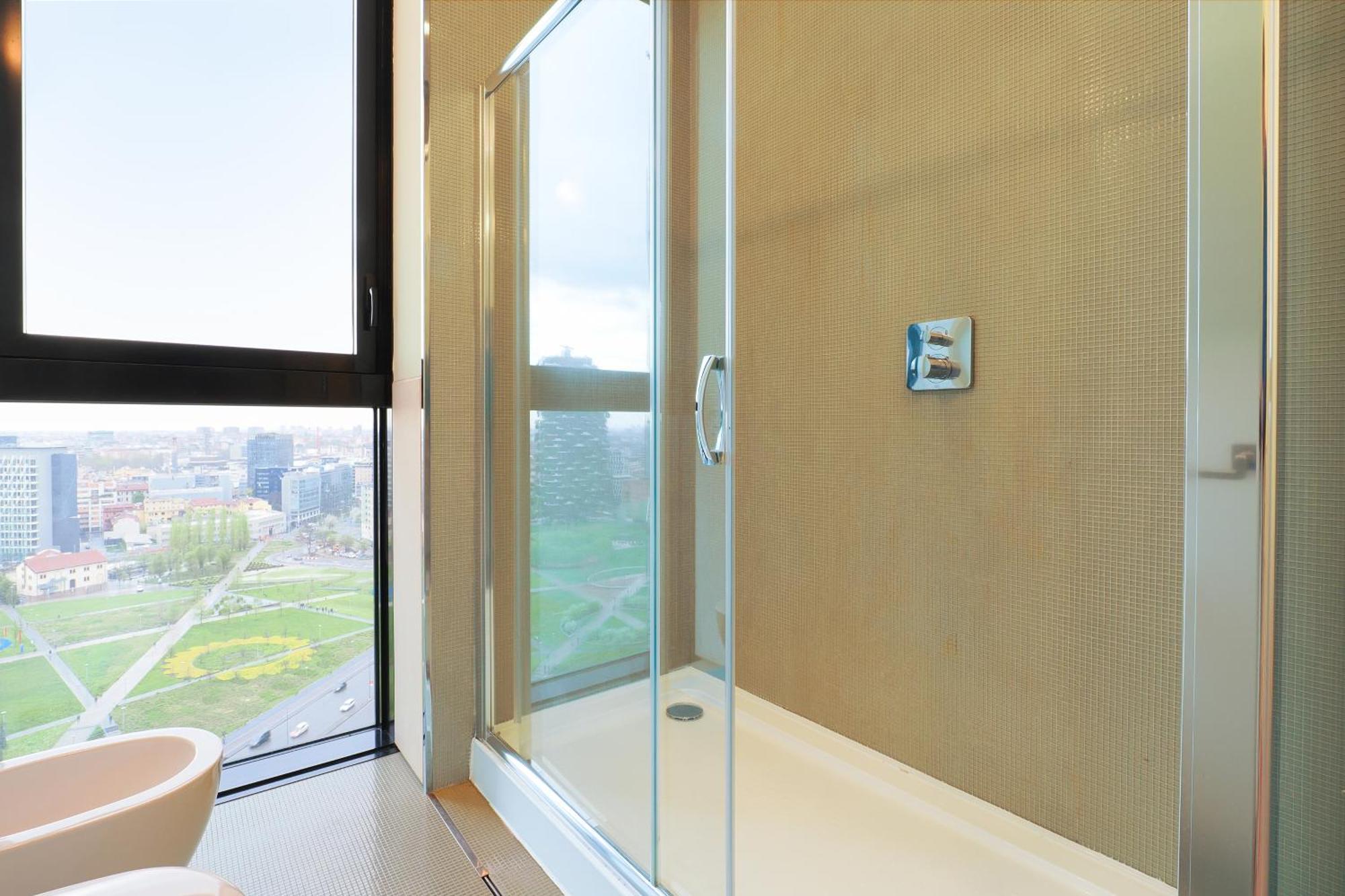 Elegant & Spacious In Solaria - View *