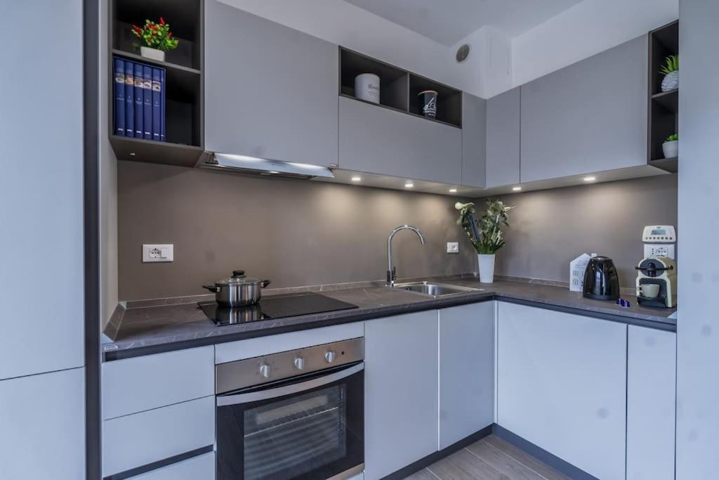Duomo Space Free Parking - Private Gym- Metro Apartment *