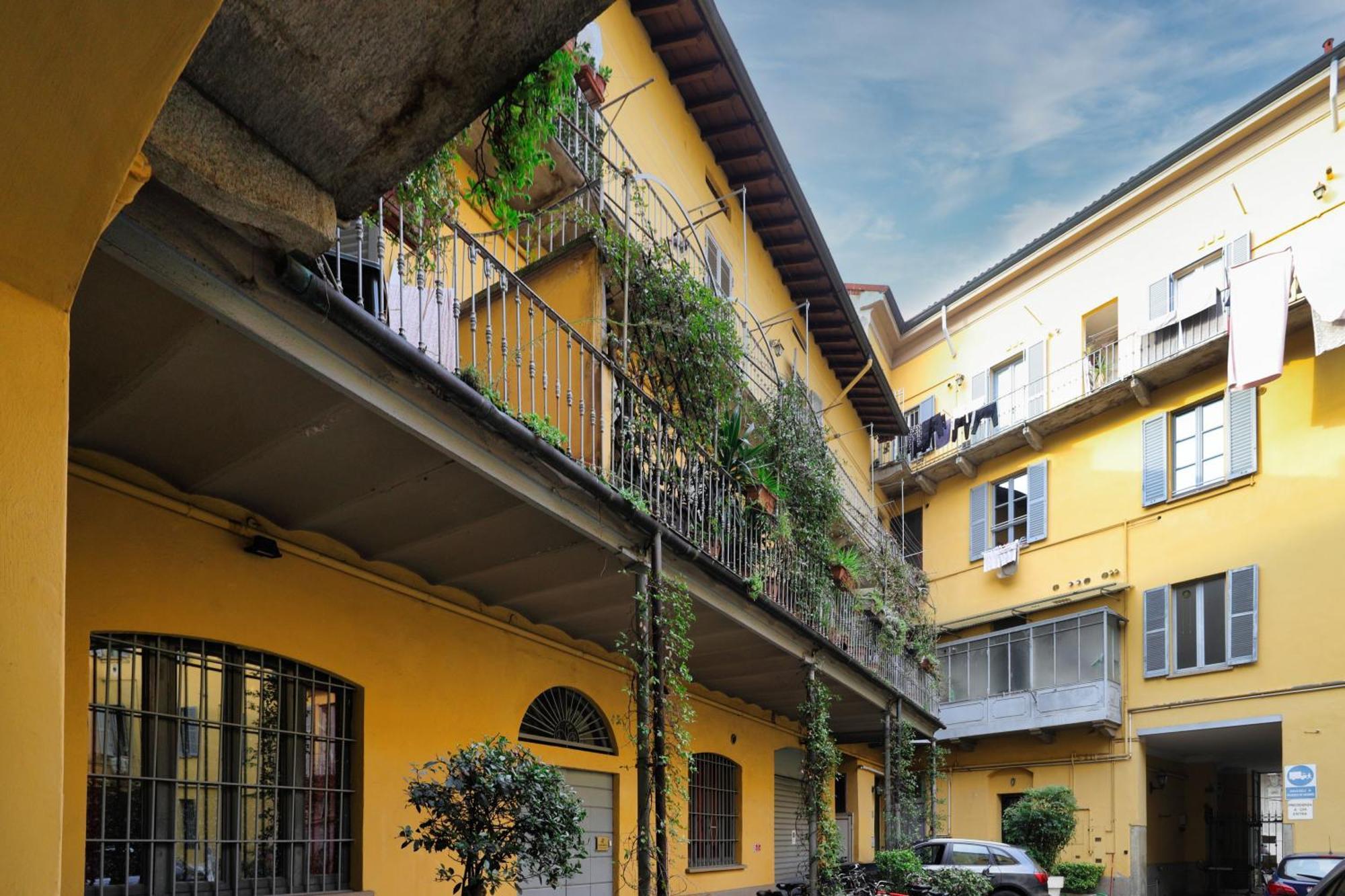 Urban Glow Via Col Di Lana Mailand