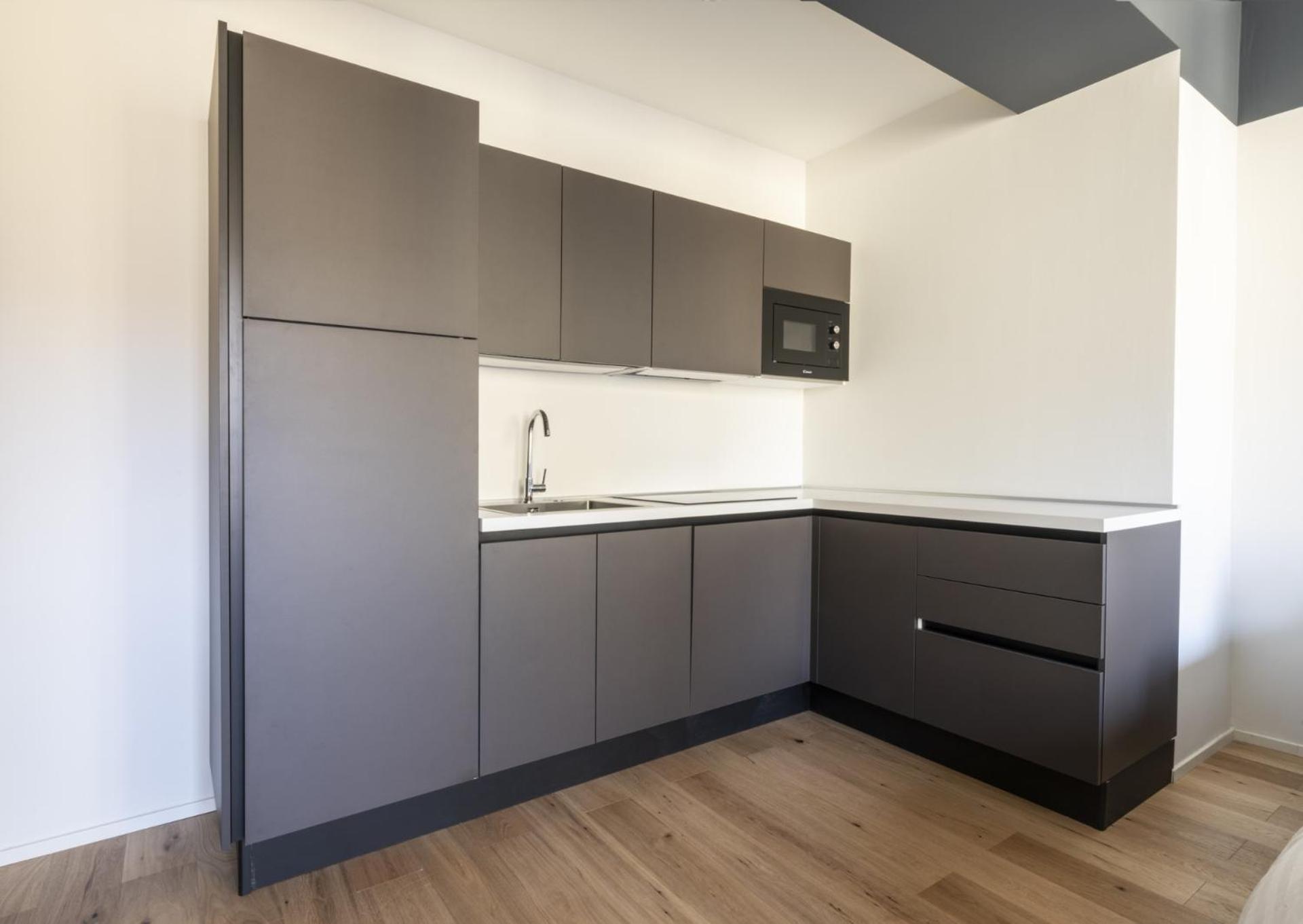 Easylife - Monolocale Con Balcone In Risorgimento *