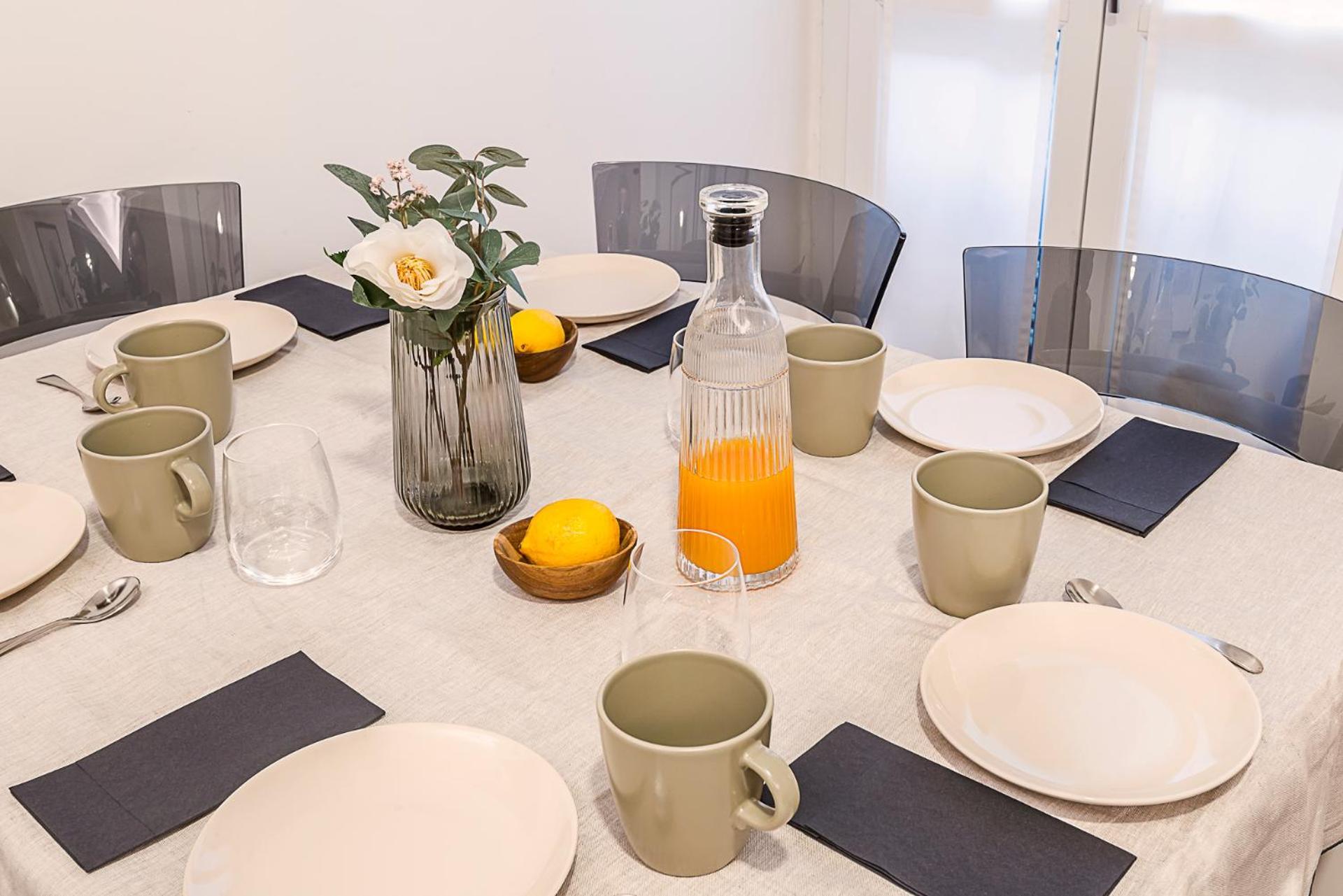 Stayeasy Petrella21 - 4 Bedrooms, 3 Baths - Station * Mailand
