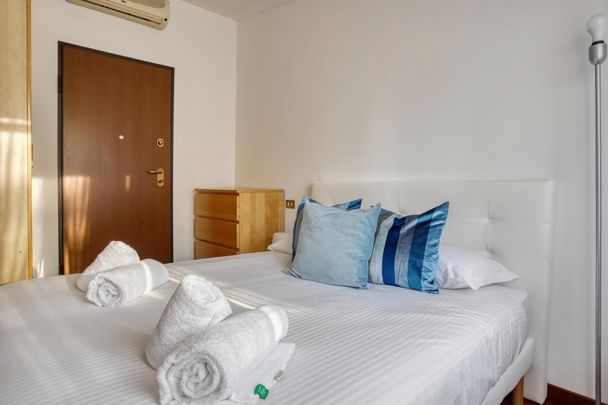 Joivy Spacious Flat, Excellent Centre Access Apartment *