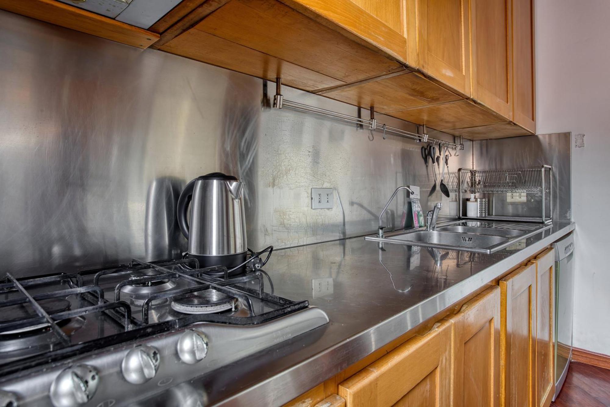 Joivy Spacious Flat, Excellent Centre Access Apartment