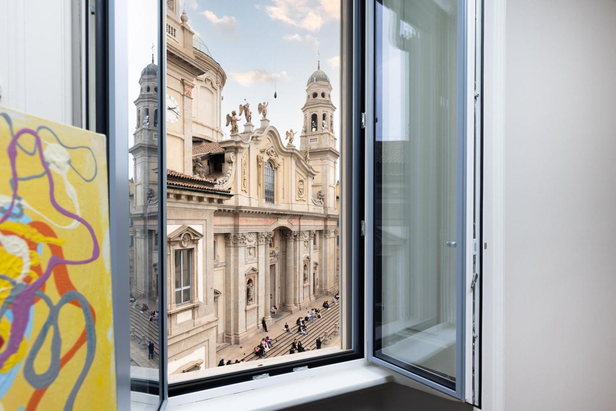 Living Uniqc - Duomo Milão