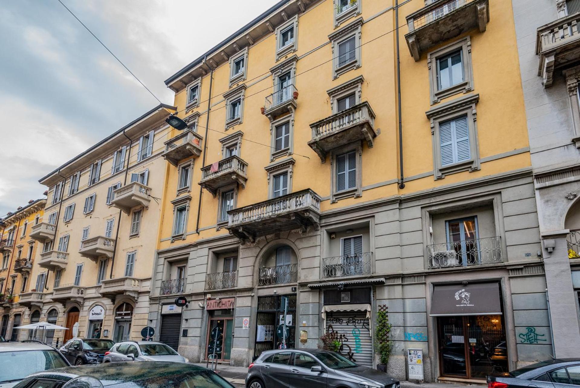 Via Cagnola Arco Della Pace 4pax-wifi Mailand
