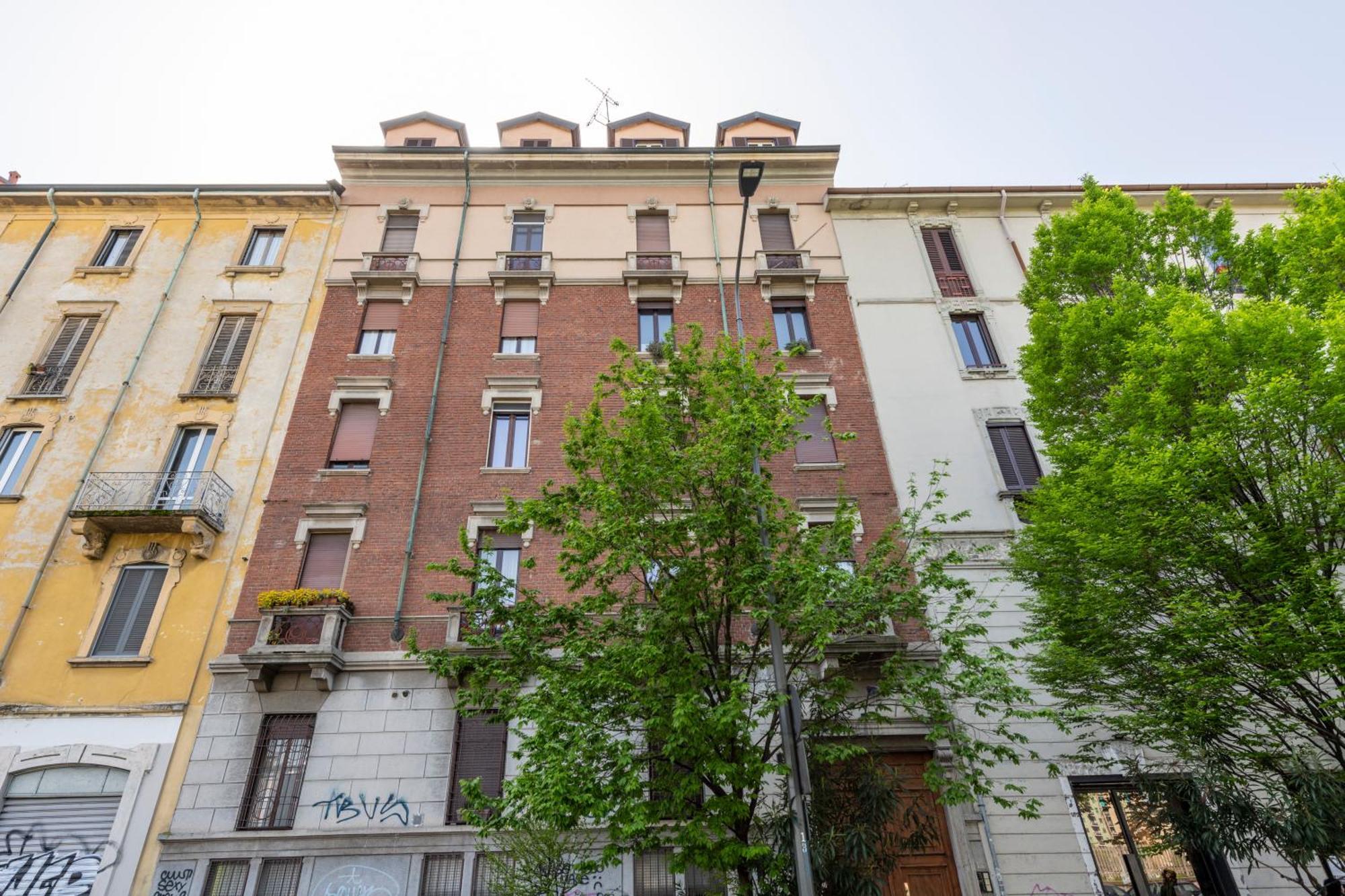 Brembo, 9 - Tra Villaggio Olimpico E Fondazione Prada * Milão