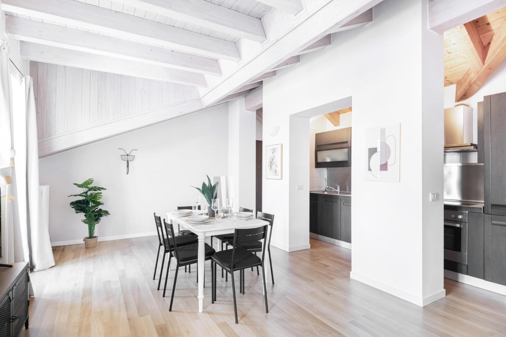 Easylife - Gioiello Con Ampio Balcone Panoramico In Porta Ticinese Apartment