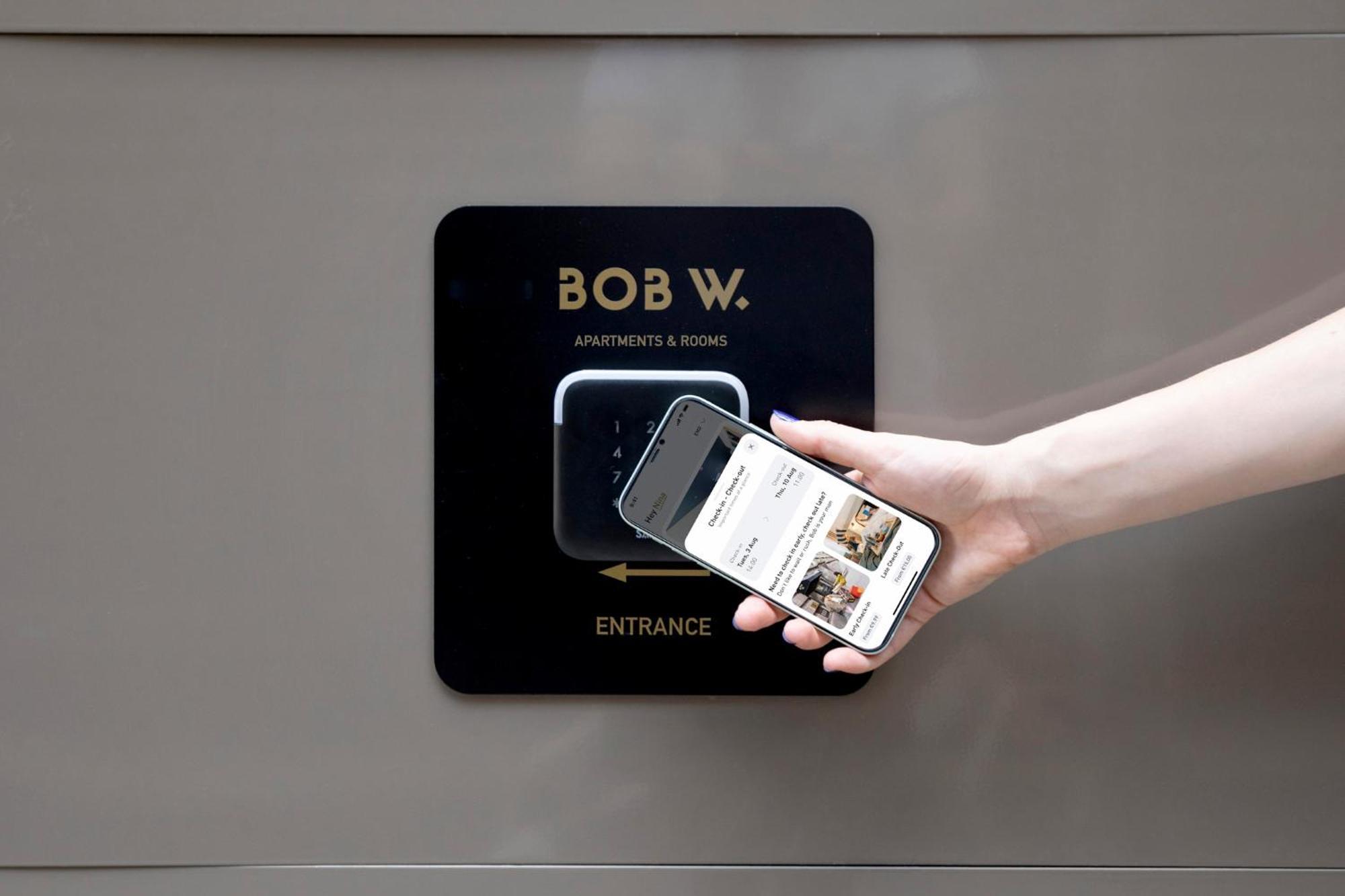 Bob W Ticinese 4* Mailand