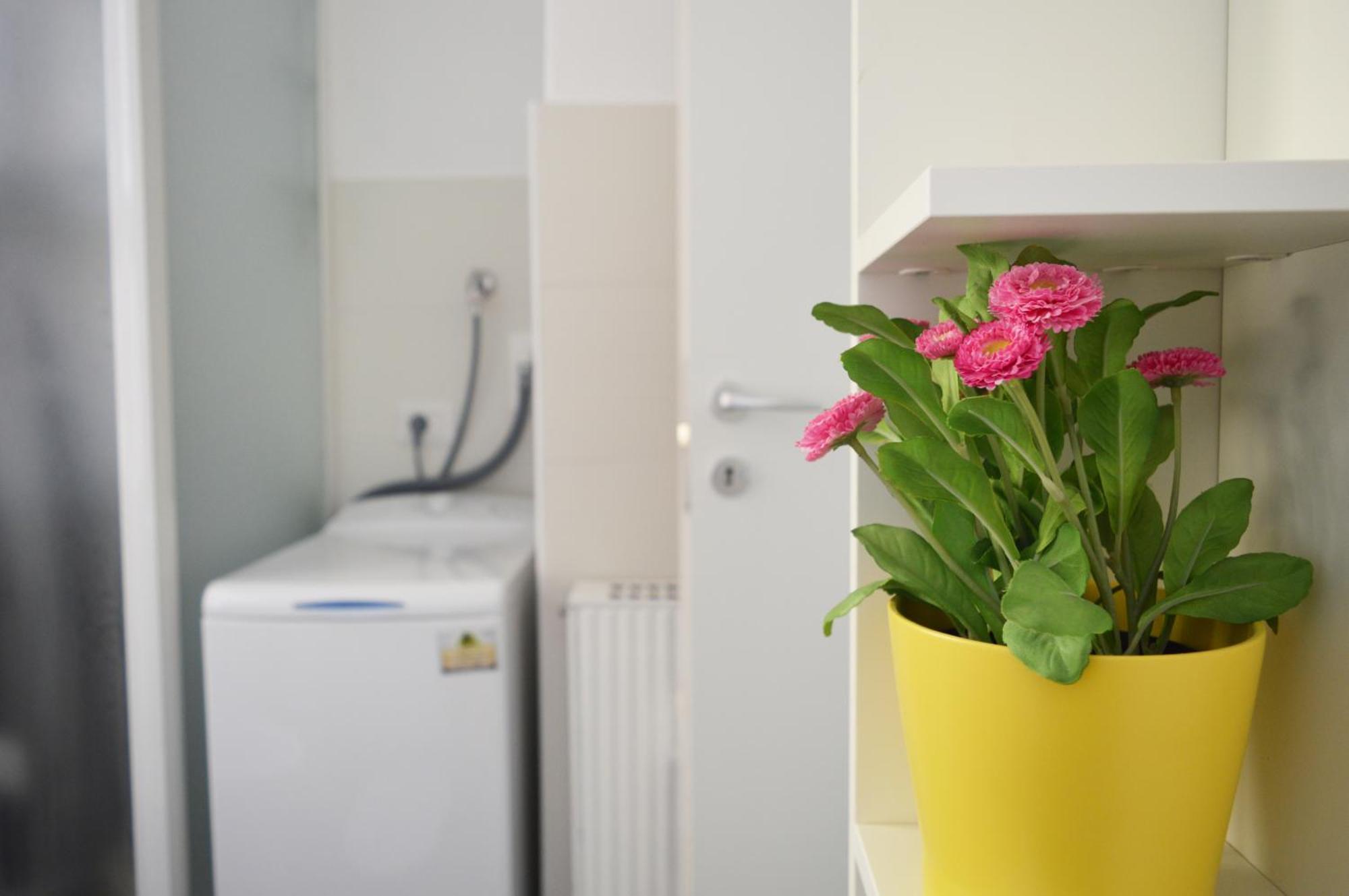 Joivy Mauri - Cosy Flats Near The Duomo Milan
