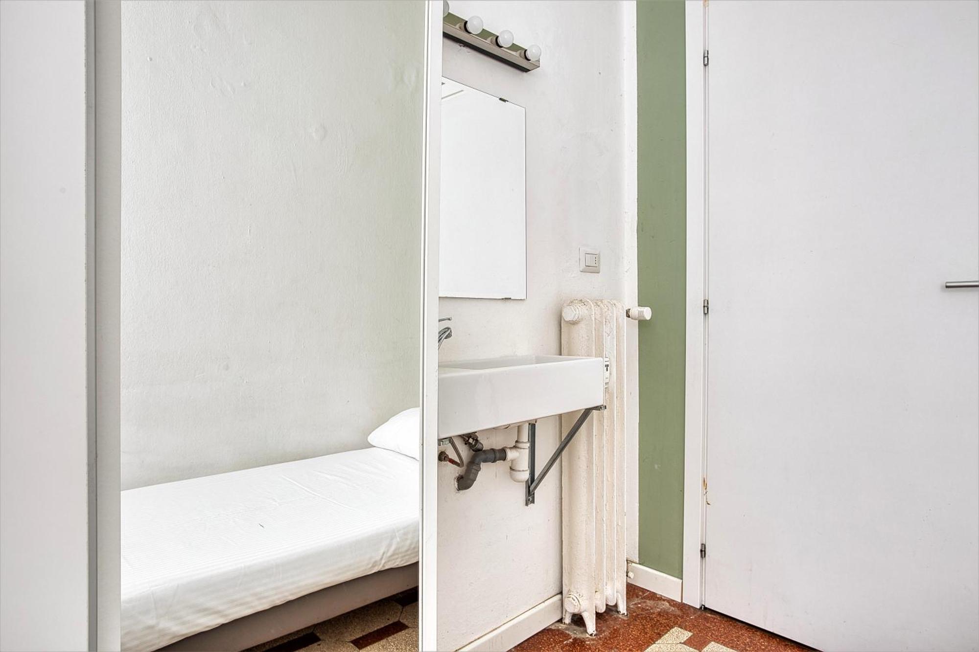 Joivy Mauri - Cosy Flats Near The Duomo * Milan