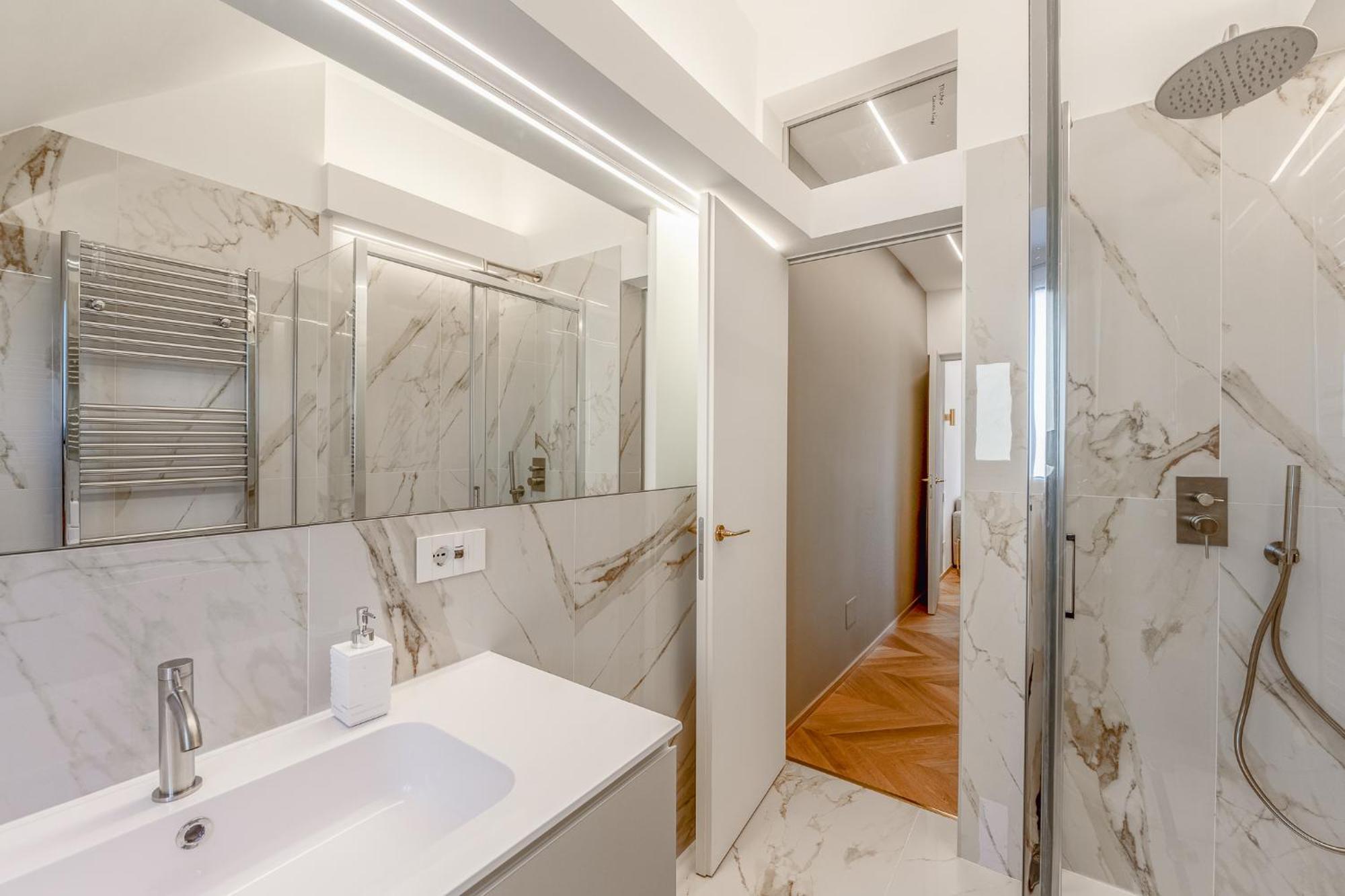 Luxury Skyview - Citylife - Mico Apartment