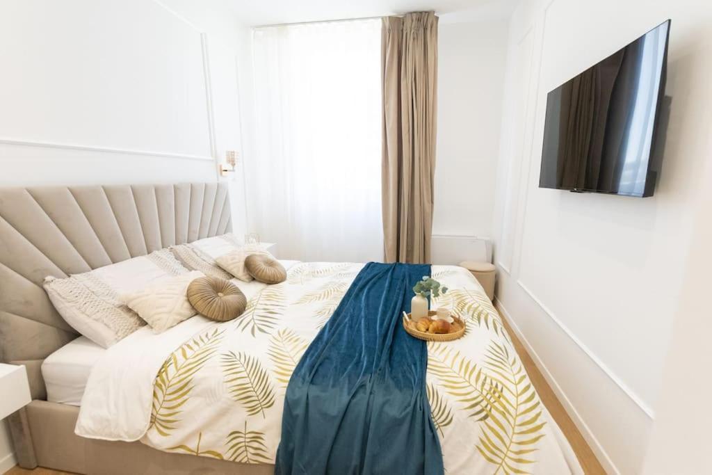 We - Prada Luxury Apartamento *