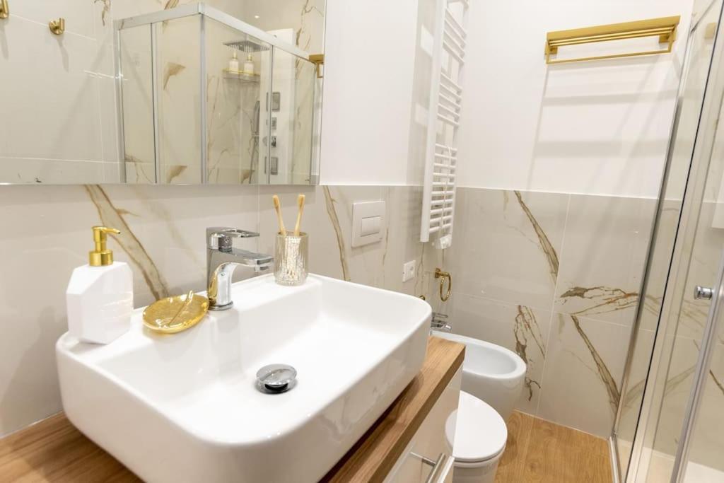 We - Prada Luxury Apartamento Milão