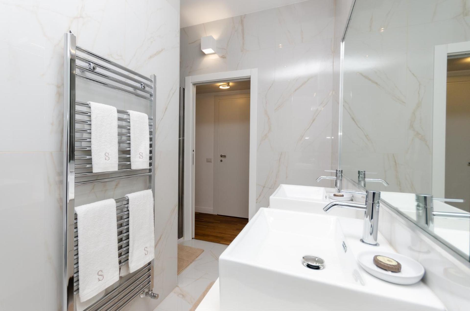 Seveso 35 Apartment *