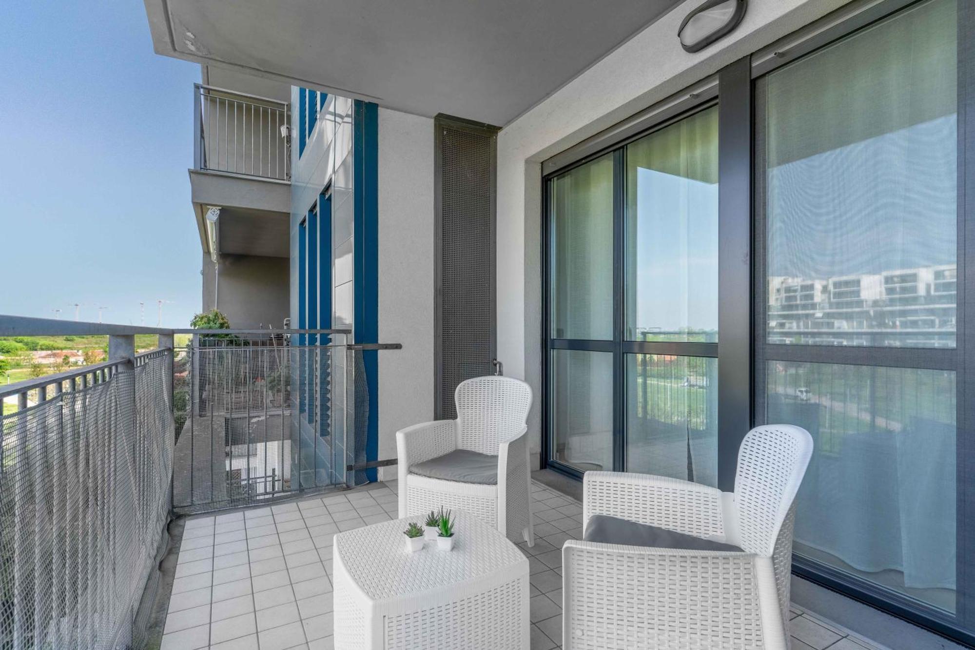 Santa Giulia - Futurismo 17 Apartamento Milão